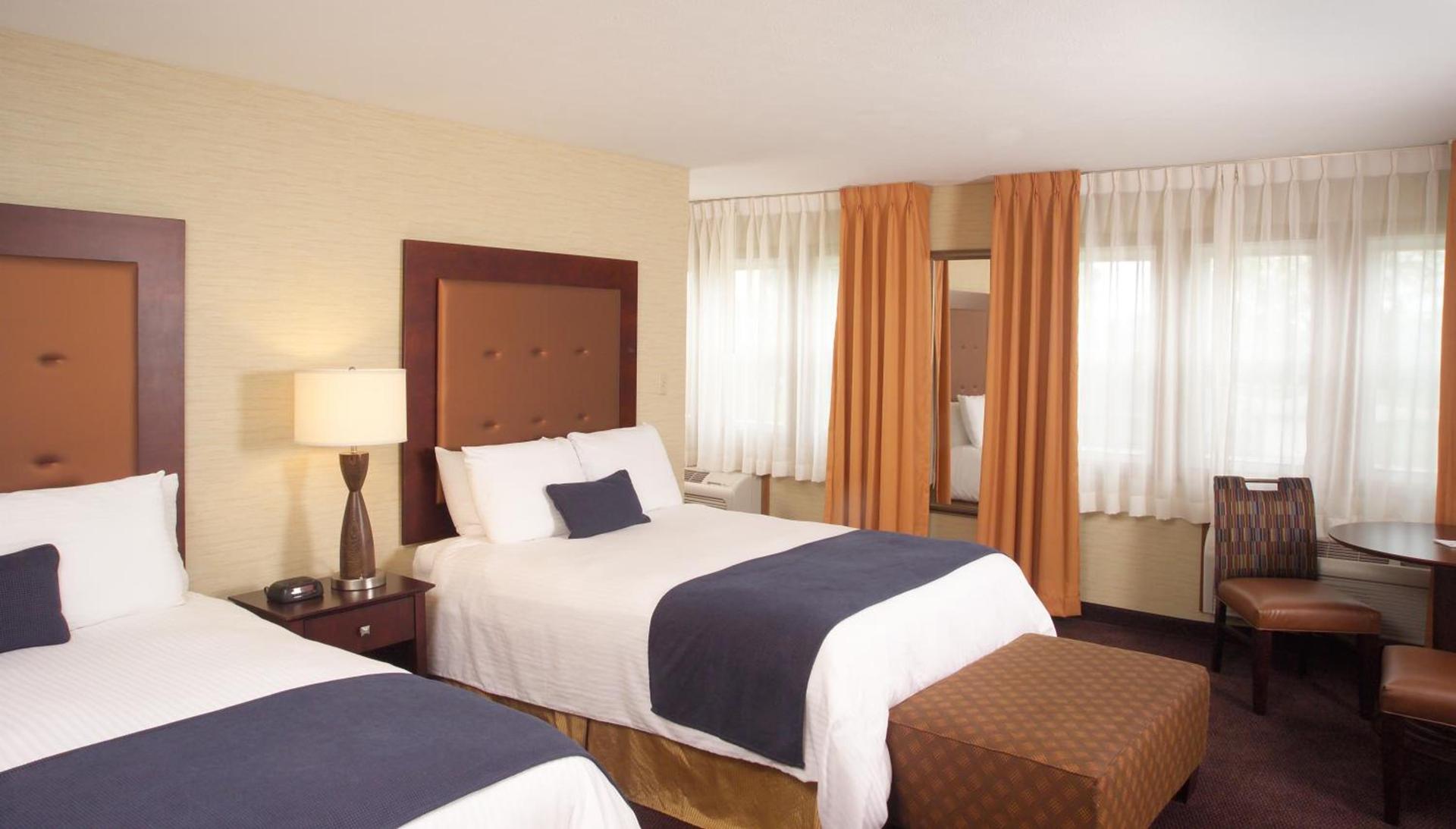 Ivy Court Inn and Suites photo 10