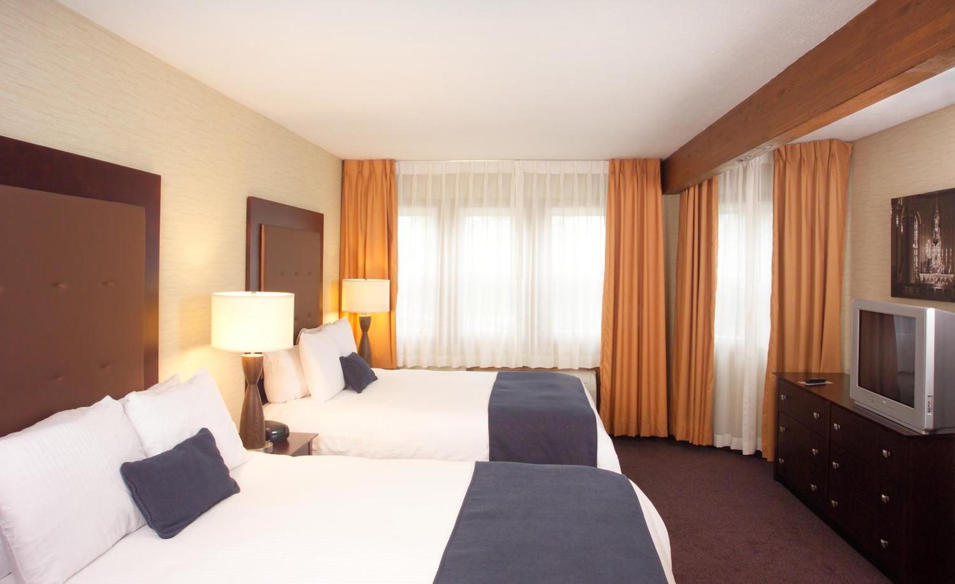 Ivy Court Inn and Suites photo 8
