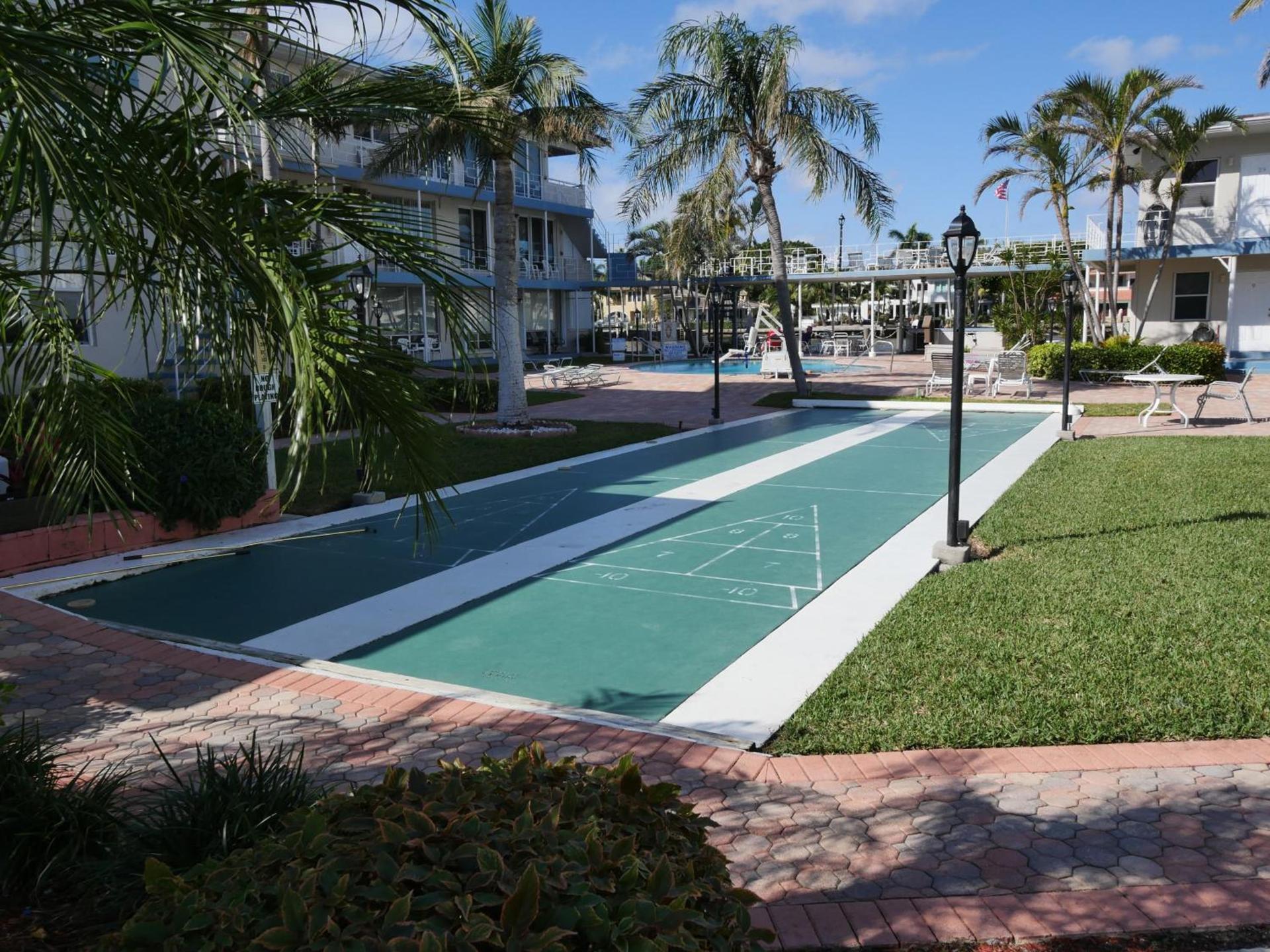 Holiday Isle Yacht Club photo 18