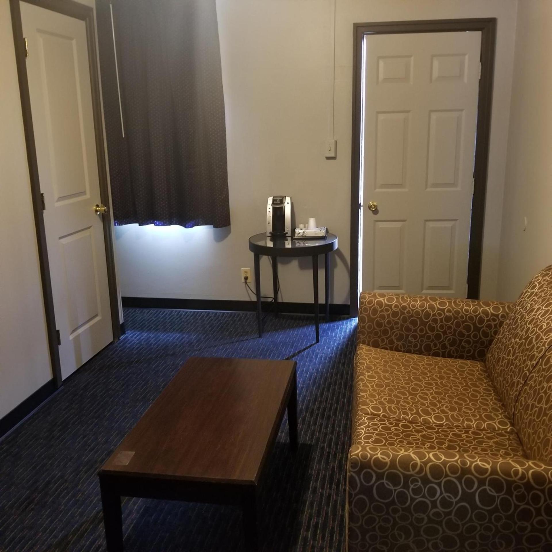 Cottage Inn - Grantville photo 33