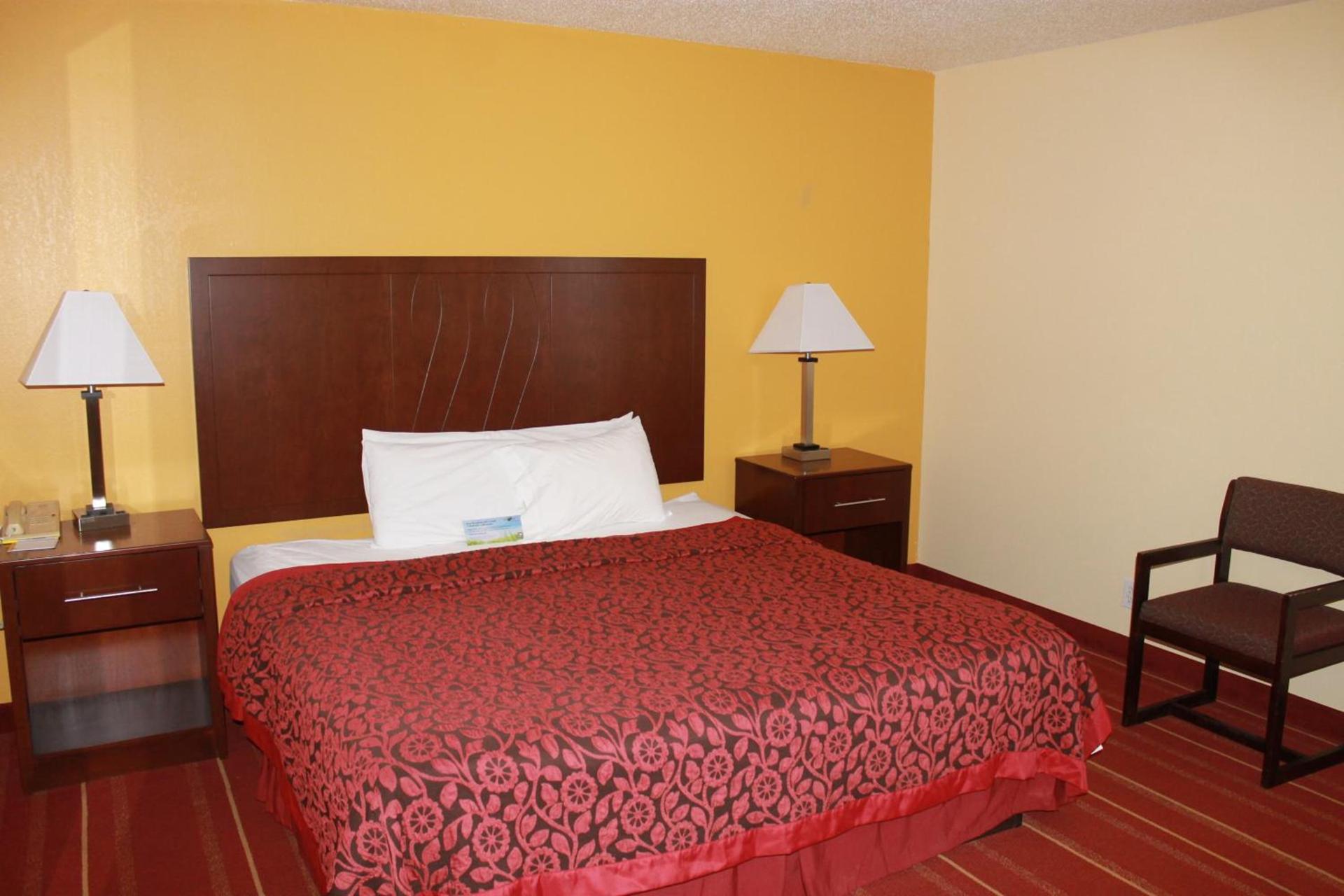 Days Inn by Wyndham Walcott Davenport photo 9