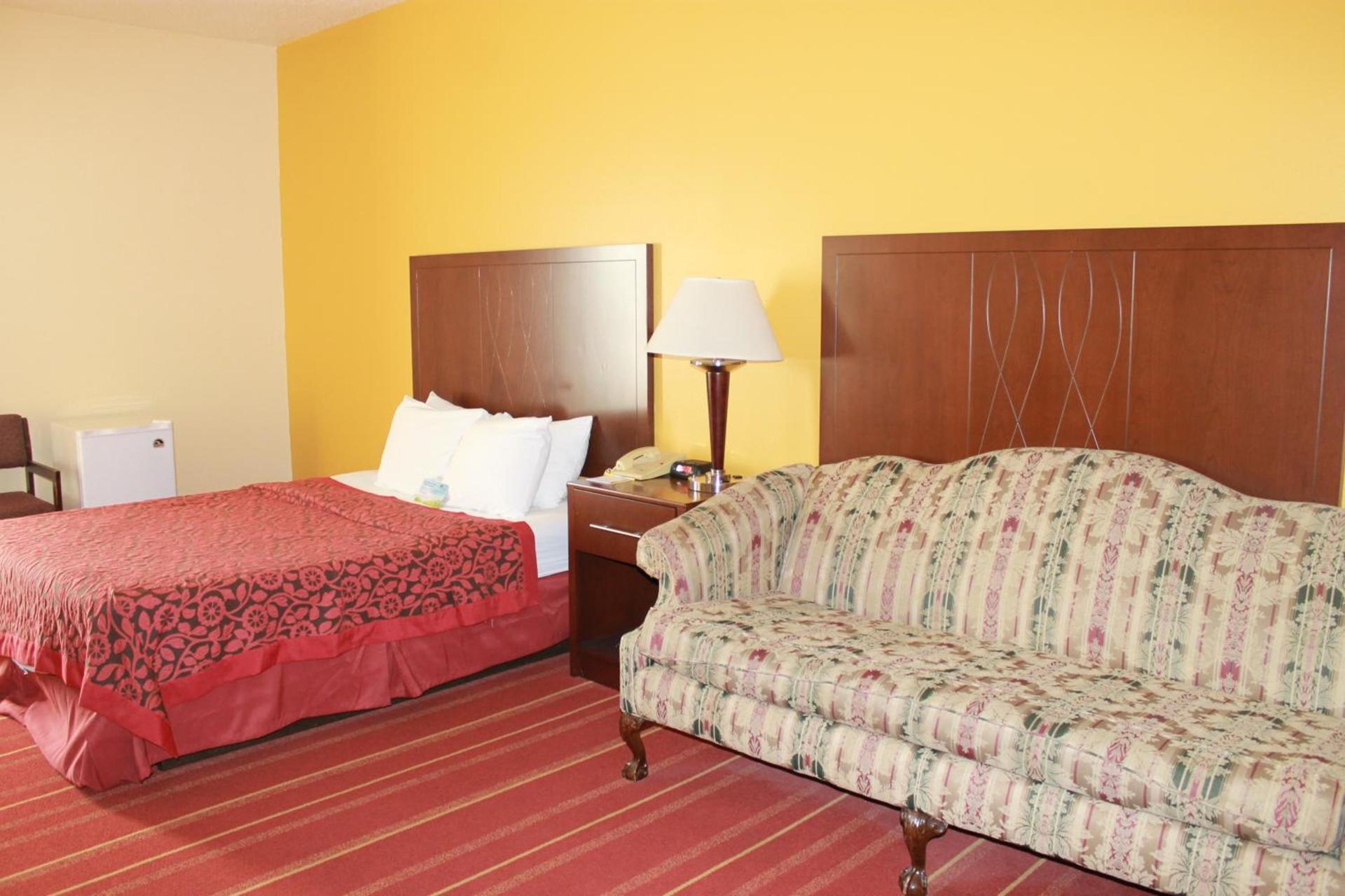 Days Inn by Wyndham Walcott Davenport photo 20