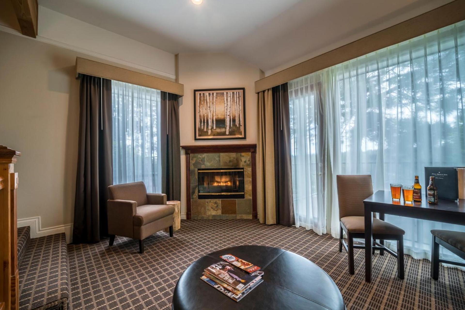 Pine Ridge Inn photo 8