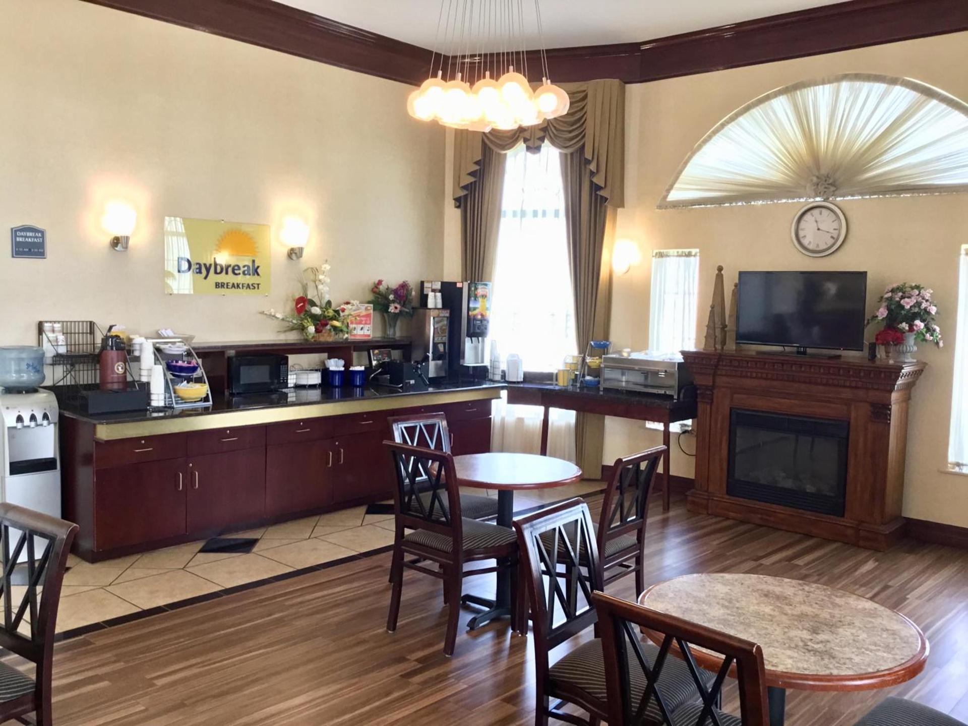 Days Inn by Wyndham Robstown photo 27