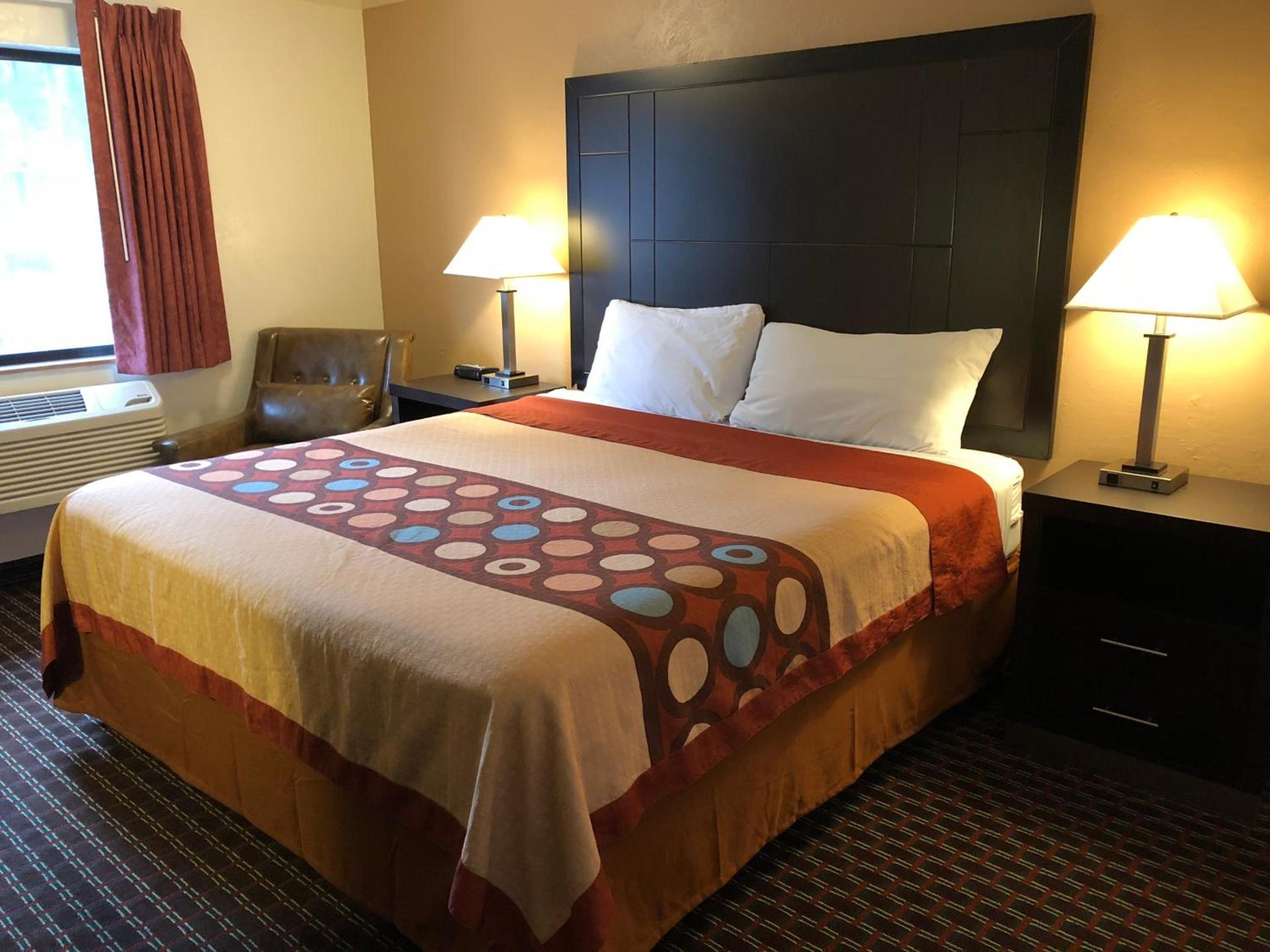 Super 8 by Wyndham Lacey Olympia Area photo 25