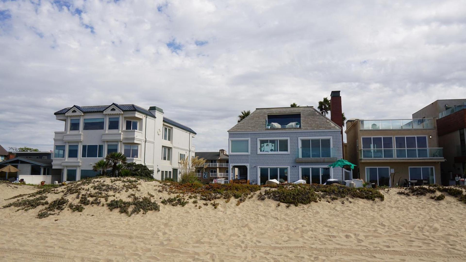Ocean Surf Inn & Suites photo 99