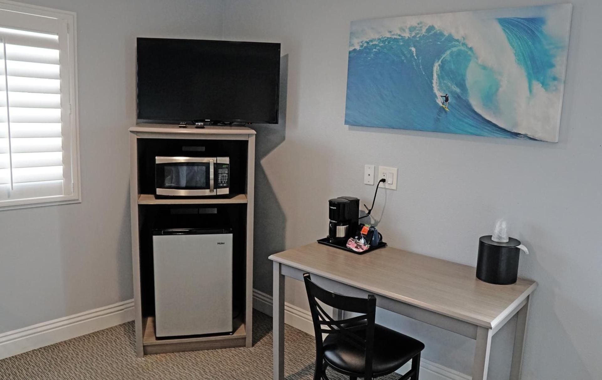 Surf City Inn photo 28