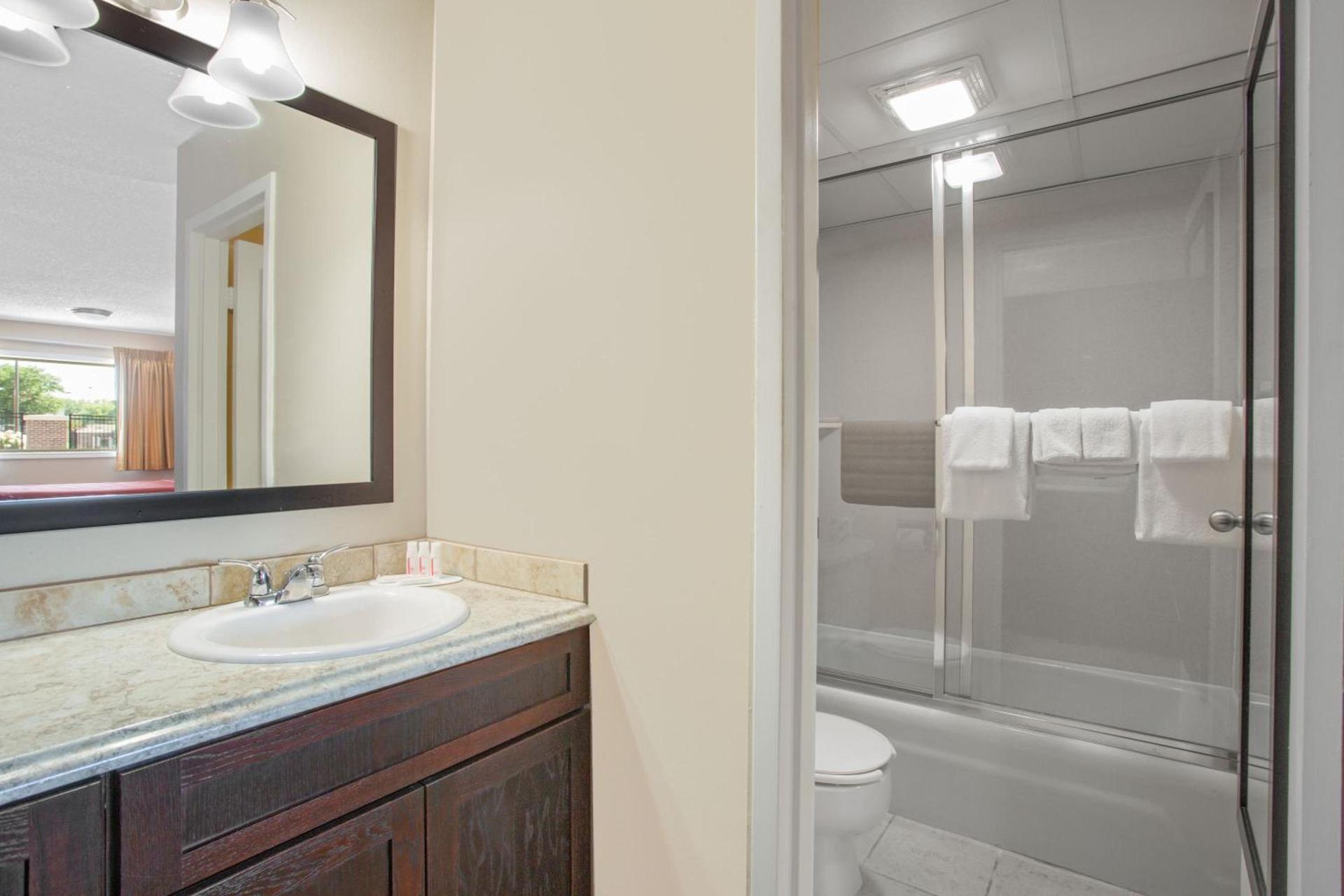 North Platte Inn and Suites photo 2