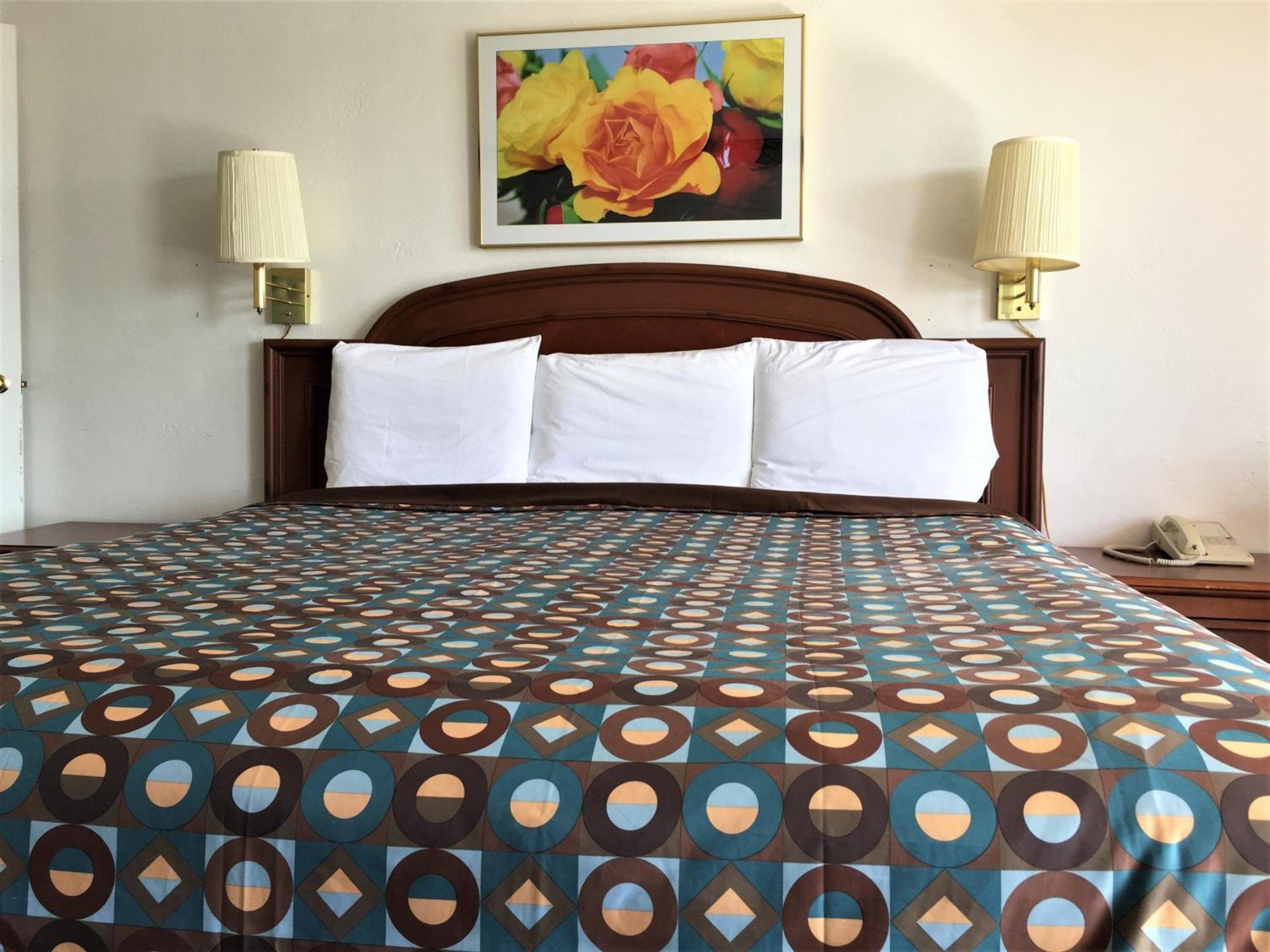 Ramblin Rose Motel photo 14