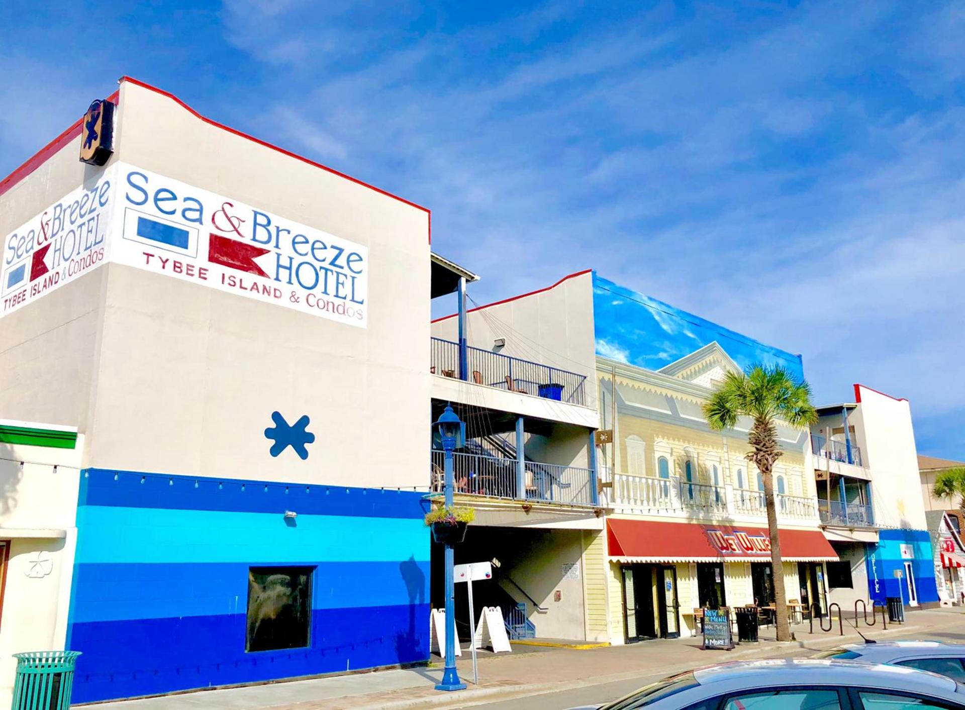 Sea and Breeze Hotel and Condo — hotel in Tybee Island