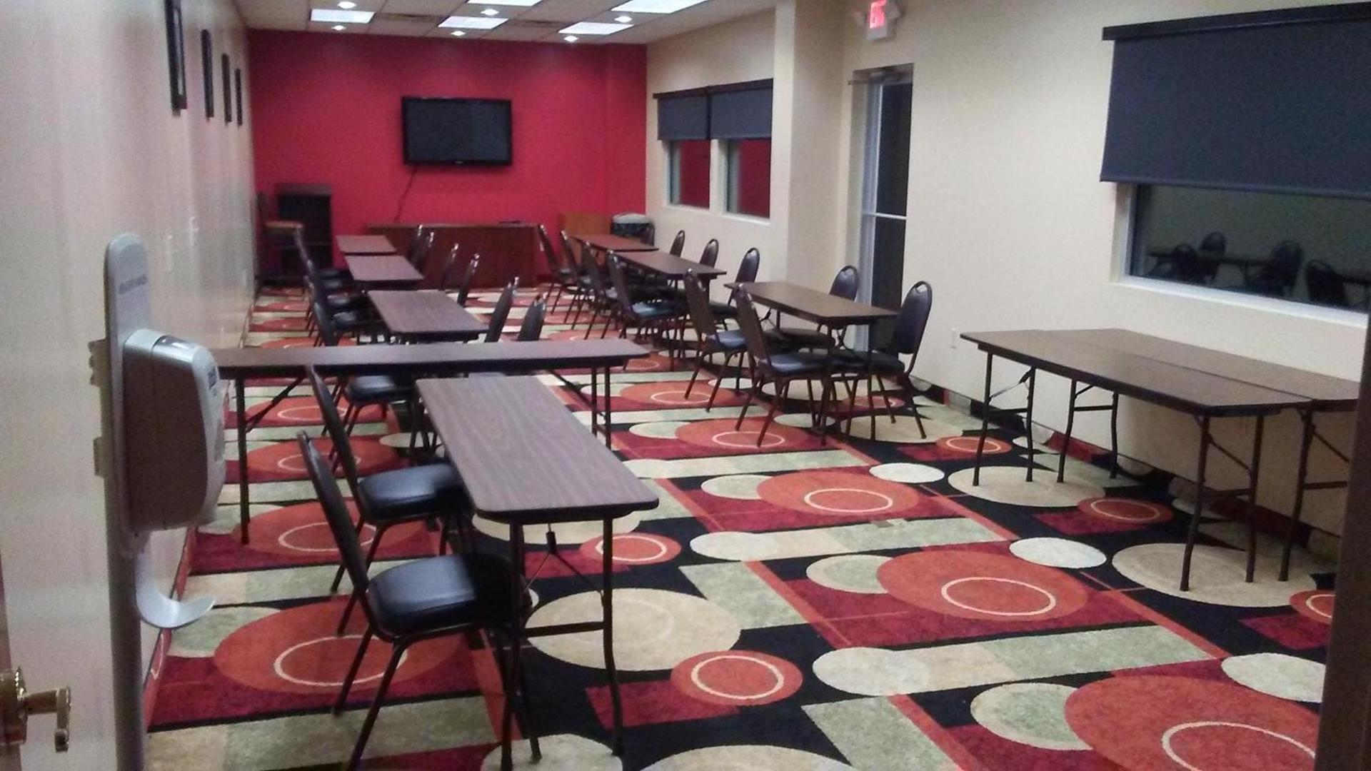 Quality Inn Wayne - Fairfield Area photo 37