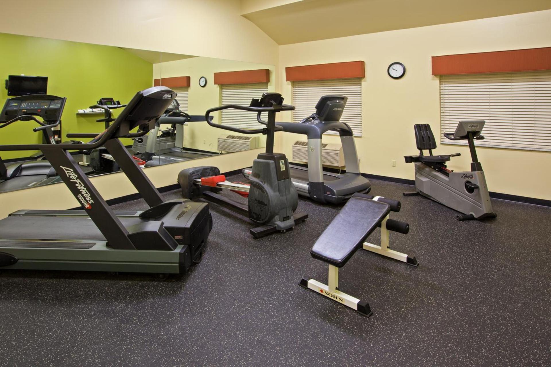 Country Inn & Suites by Radisson, Kalamazoo, MI photo 66