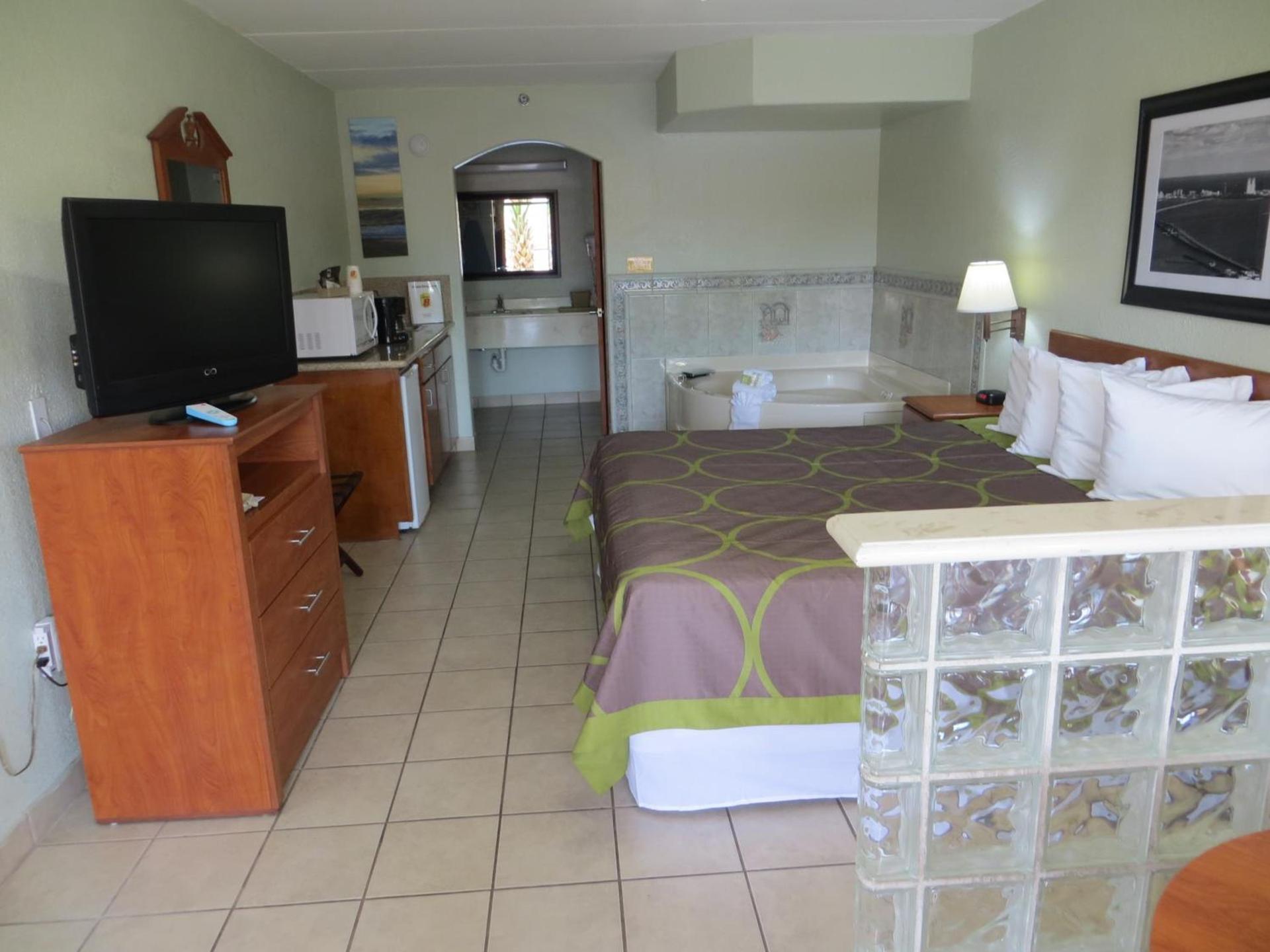 Super 8 by Wyndham South Padre Island photo 28
