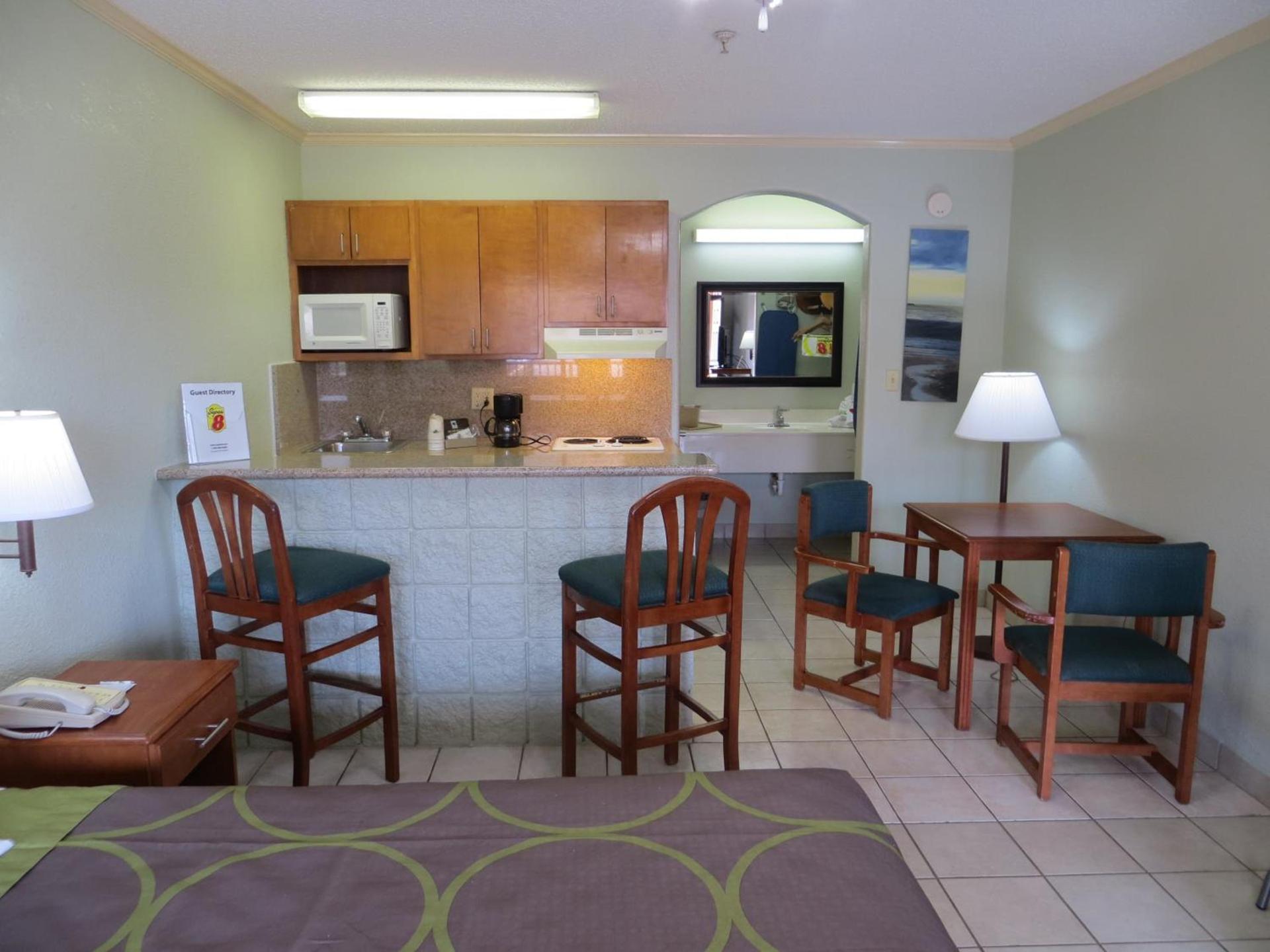 Super 8 by Wyndham South Padre Island photo 25