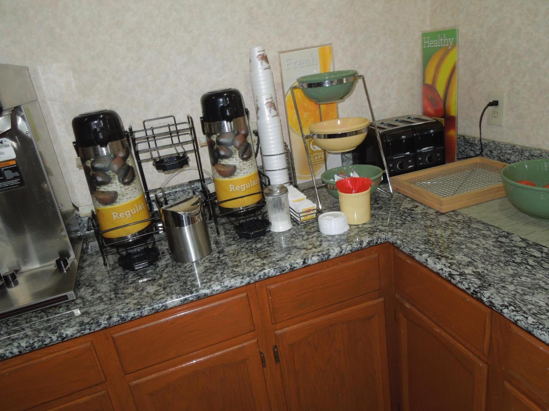 Quality Inn & Suites Dublin photo 34