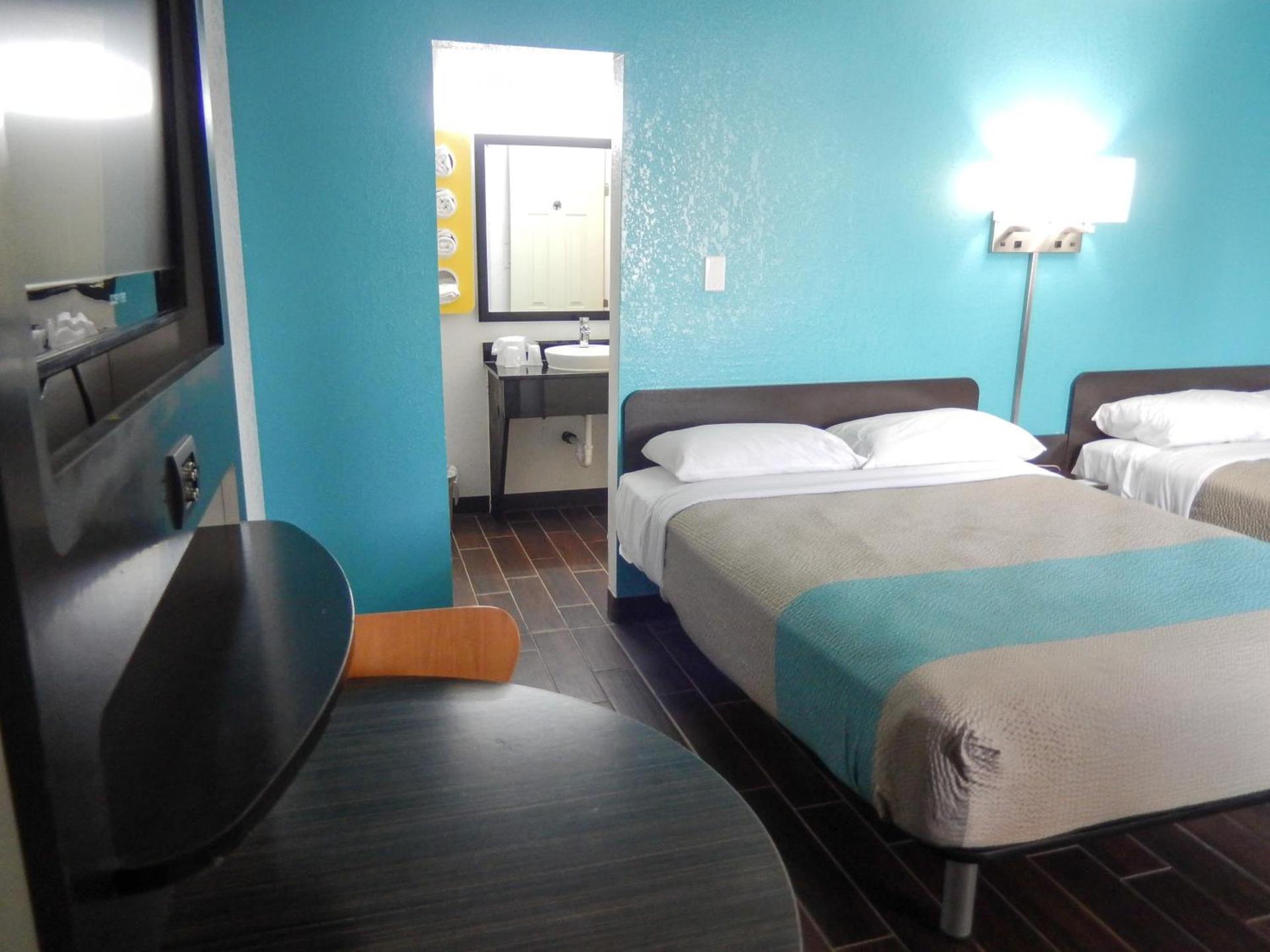 Motel 6-Portland, TX photo 26