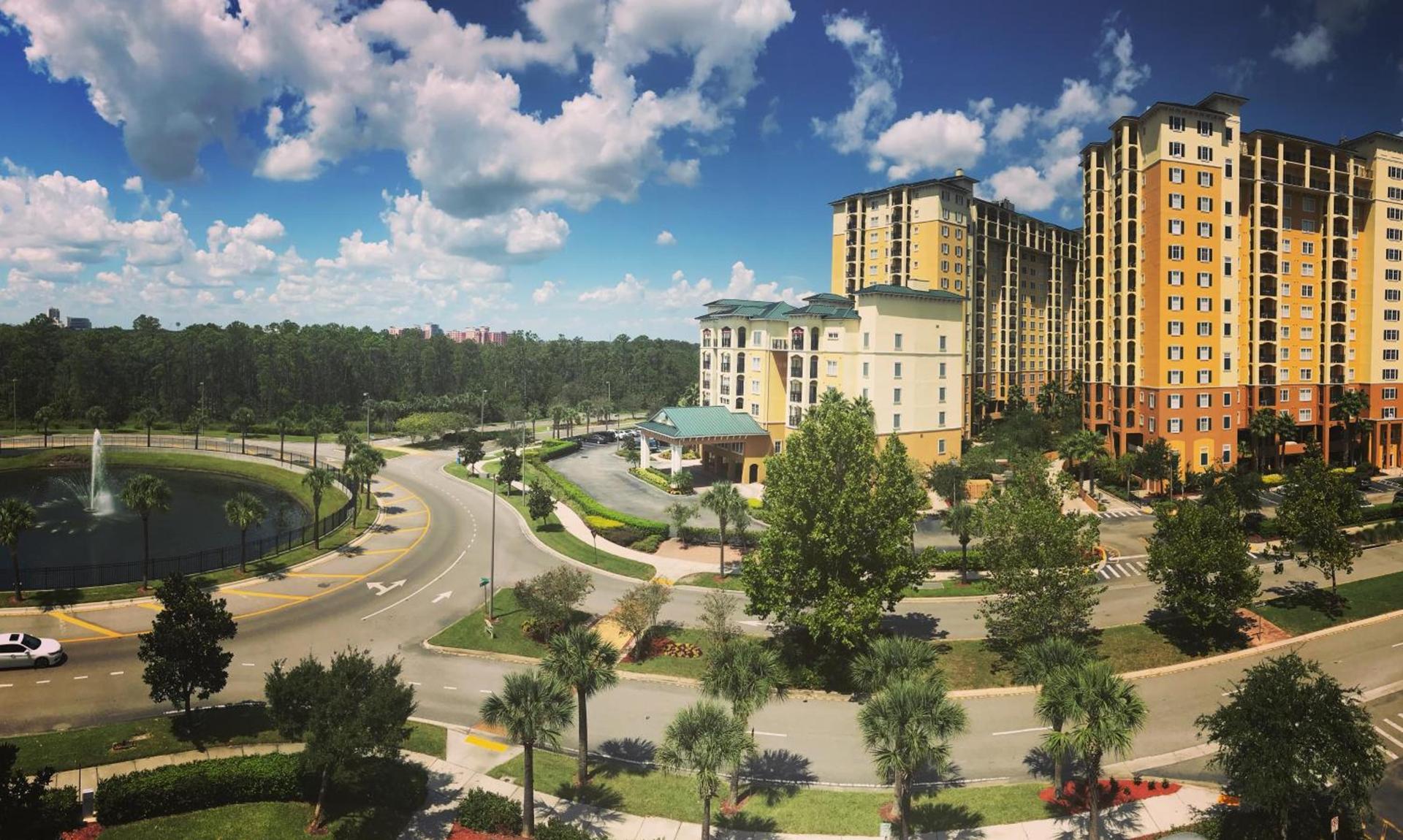 Lake Buena Vista Resort Village and Spa, Near Disney photo 1