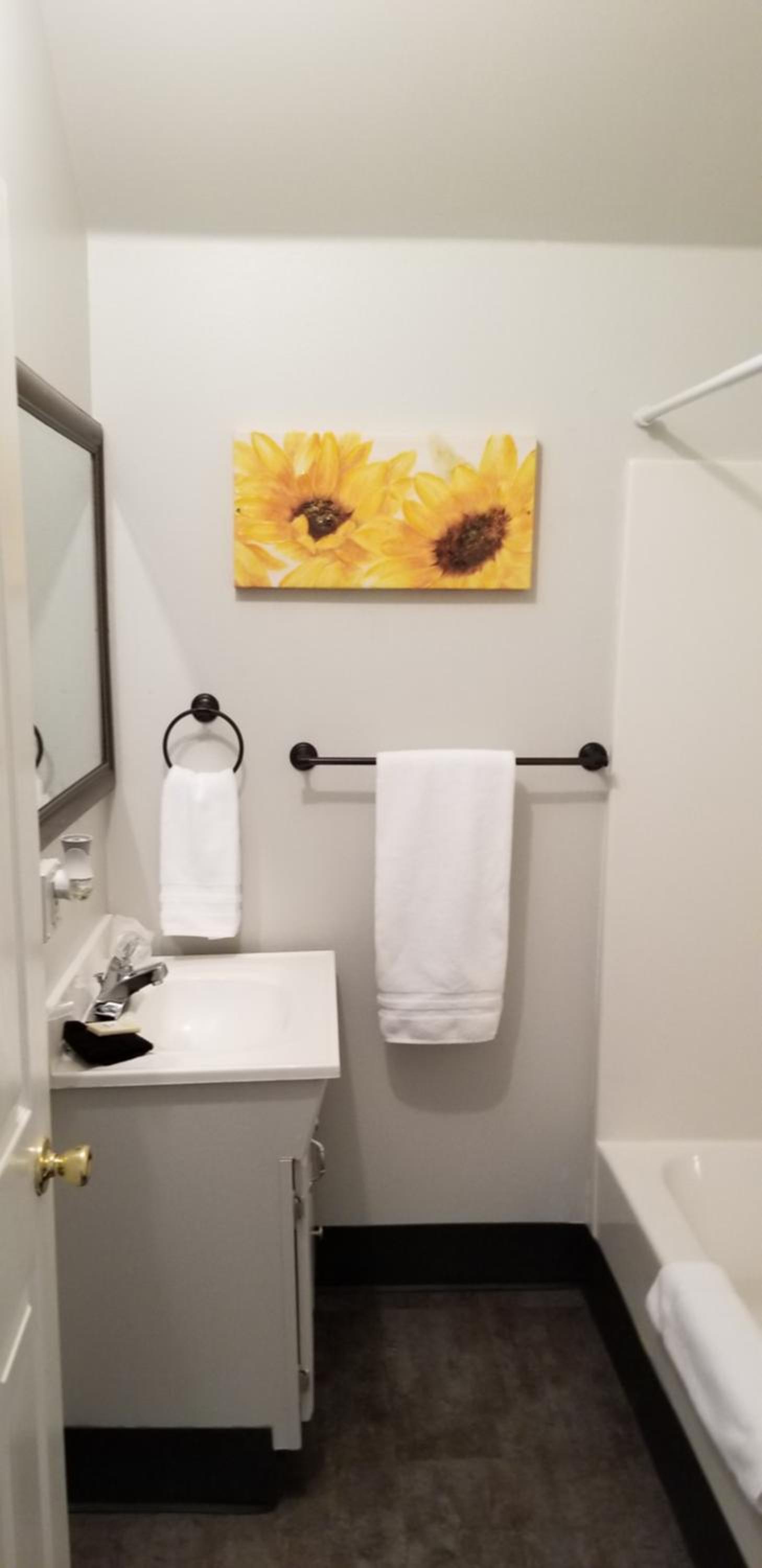 Deep Water Inn photo 11