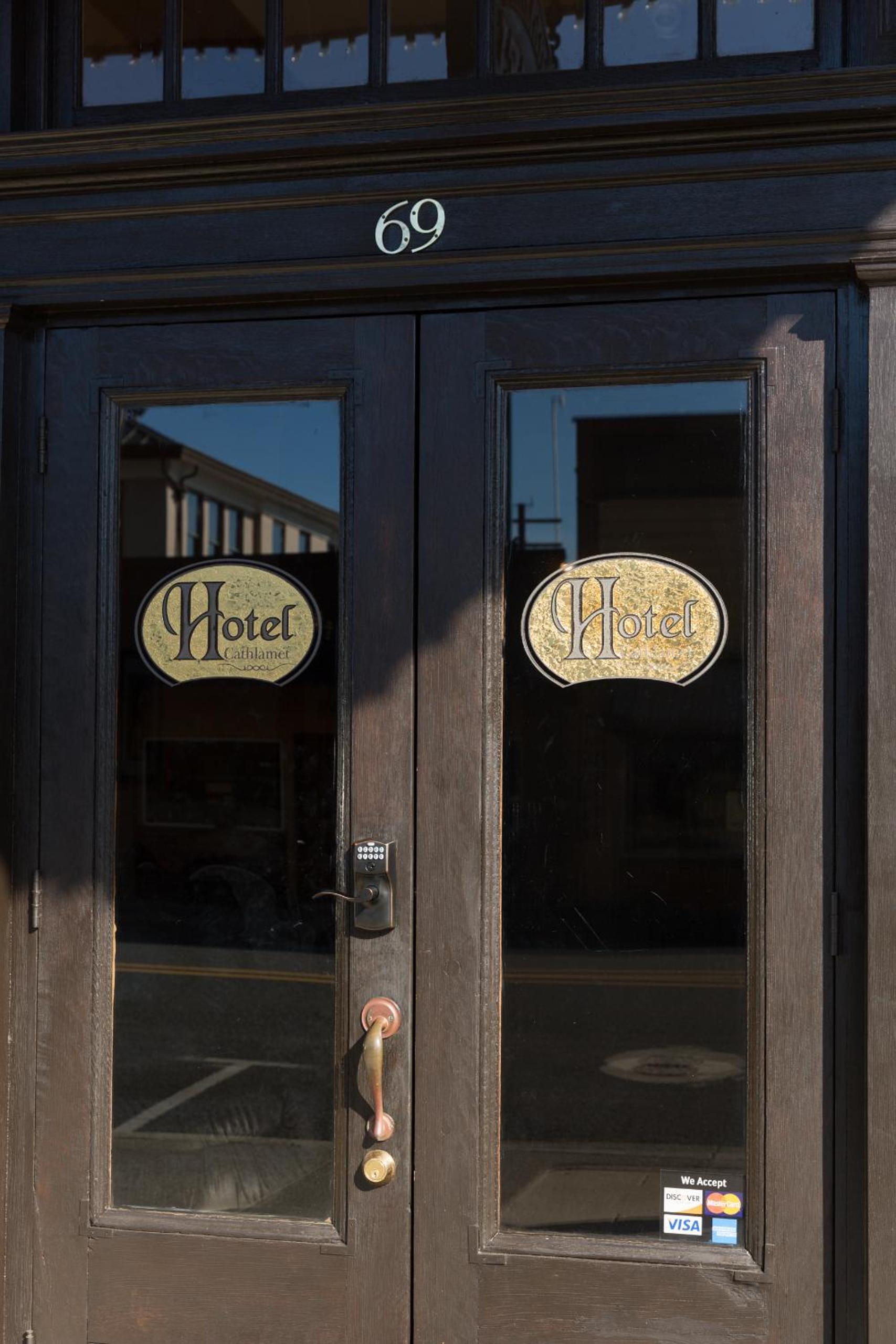 Hotel Cathlamet photo 2