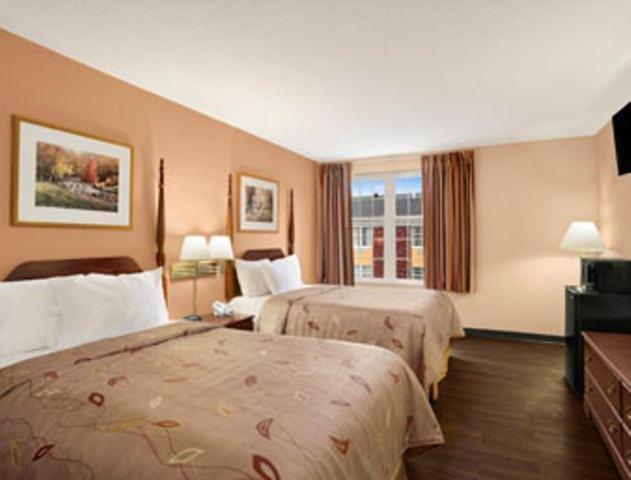 Days Inn by Wyndham Madisonville photo 5