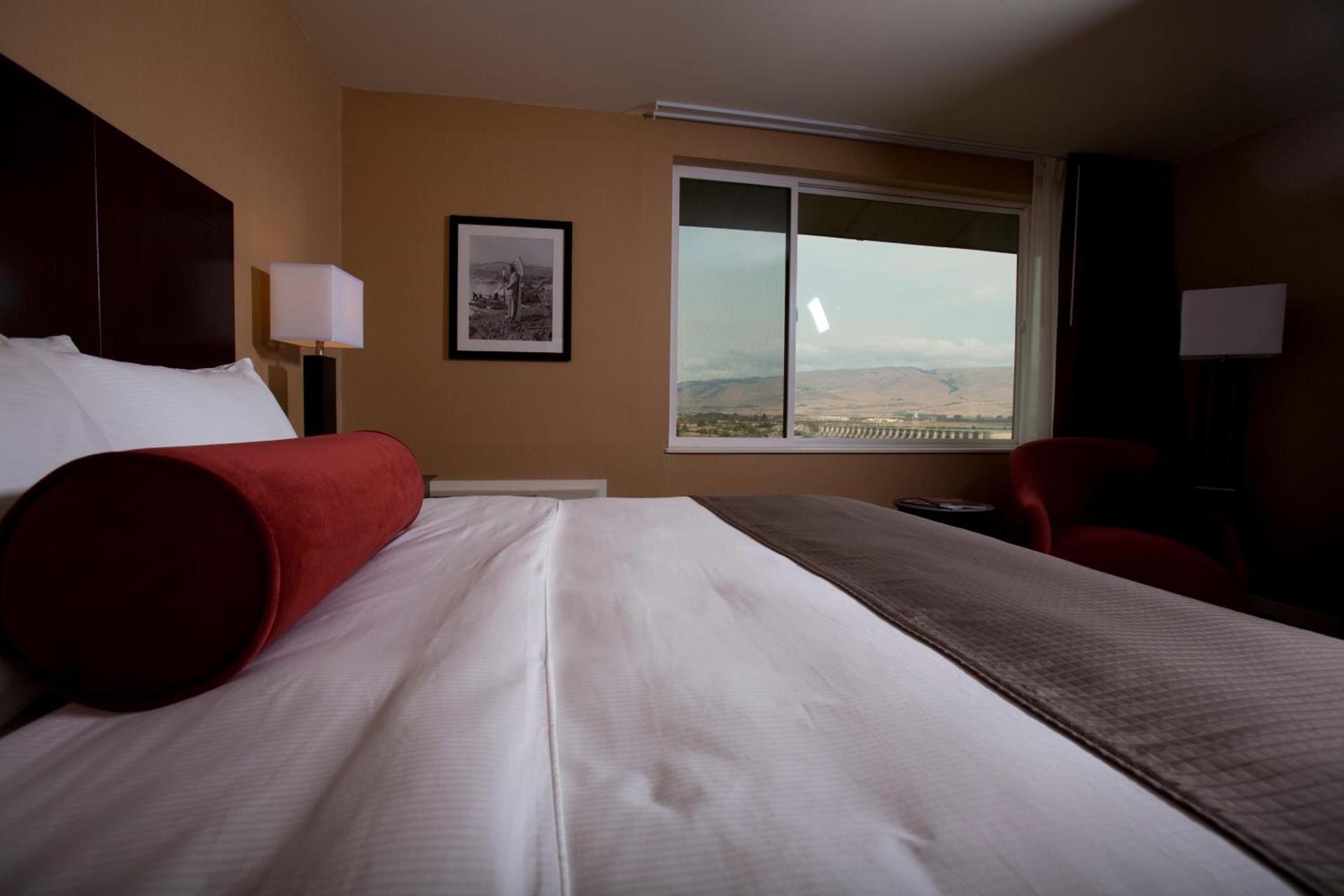 Celilo Inn photo 16