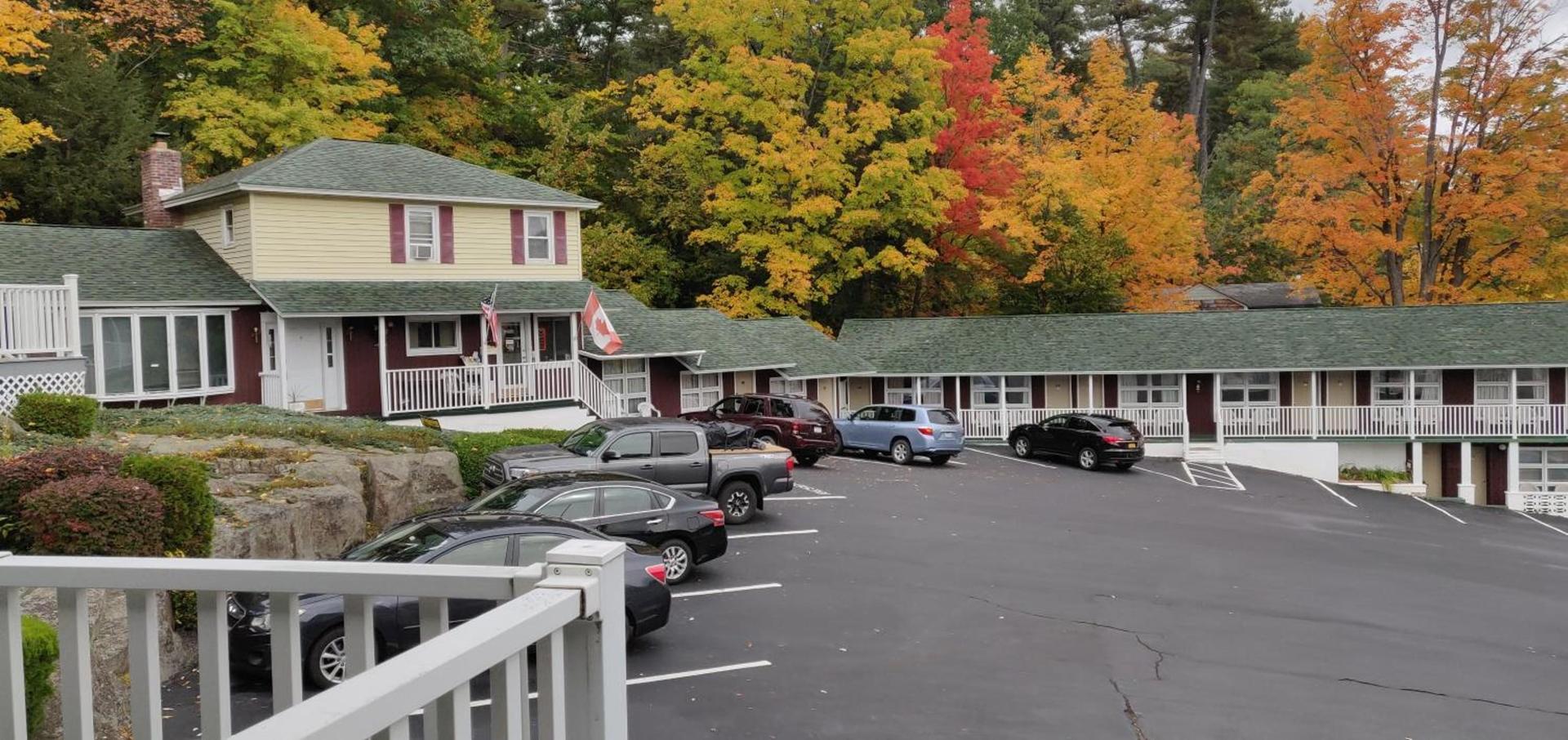 Pinebrook Motel photo 77