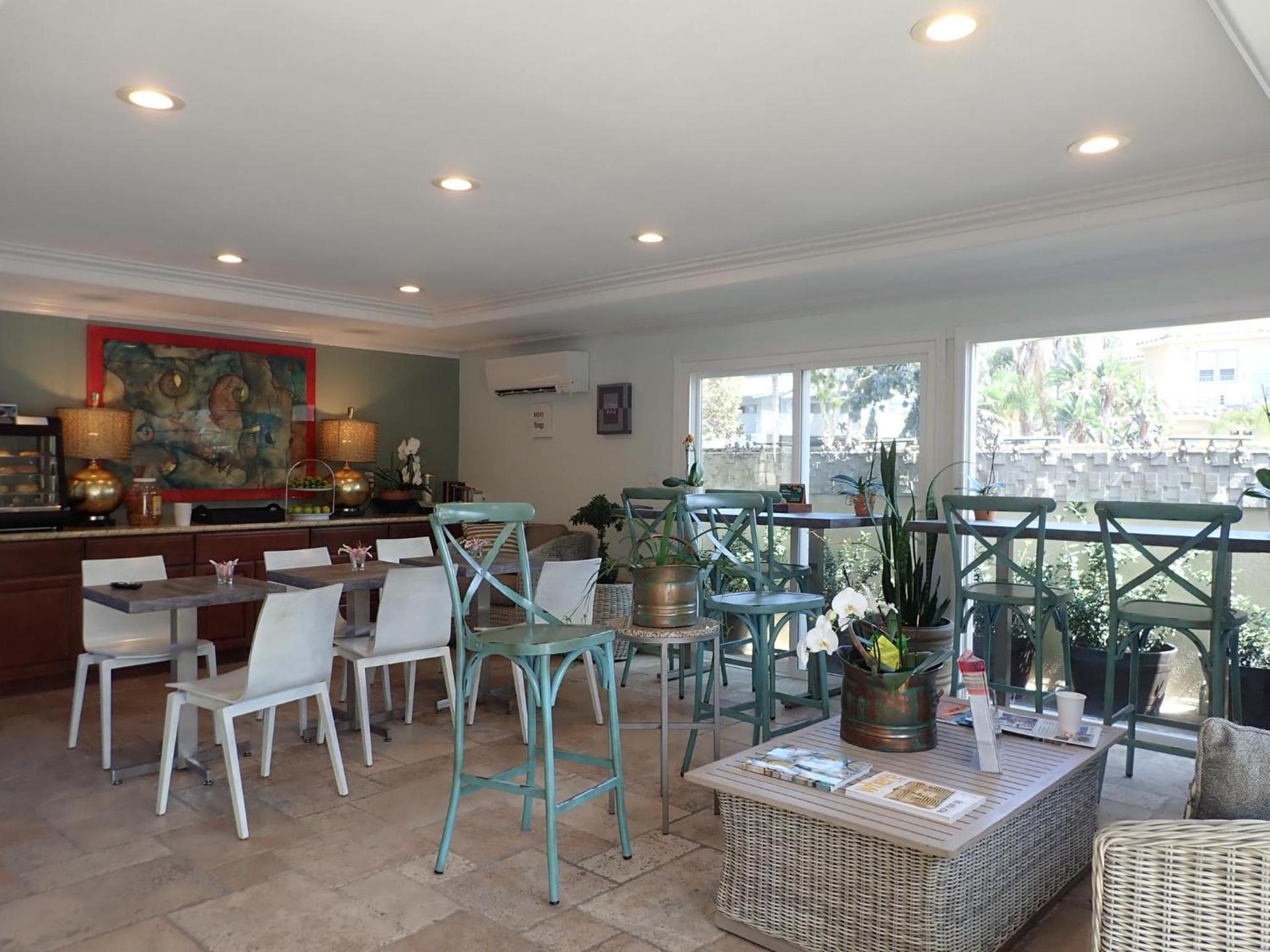 Seaside Laguna Inn & Suites photo 35