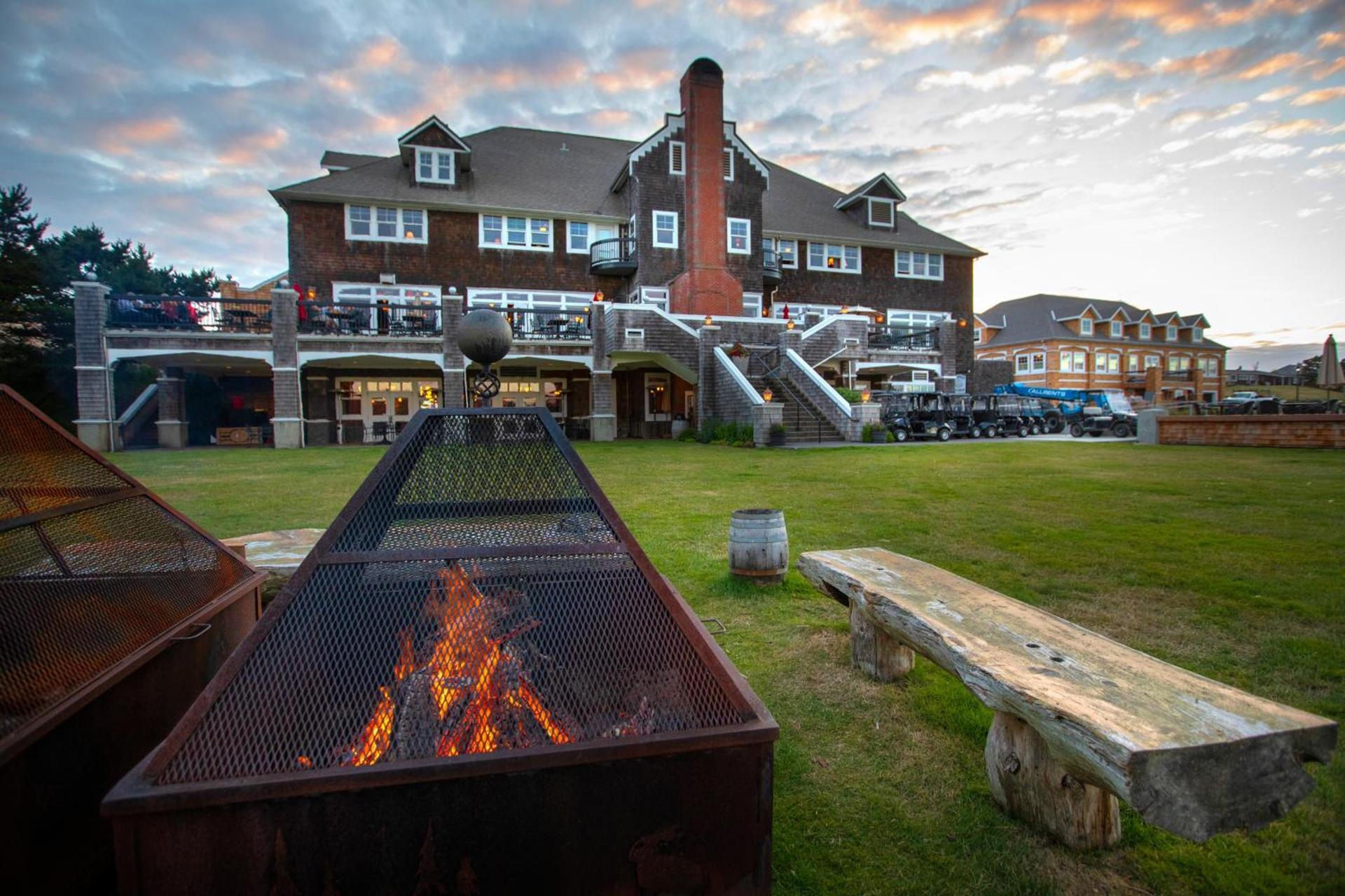 McMenamins Gearhart Hotel photo 1
