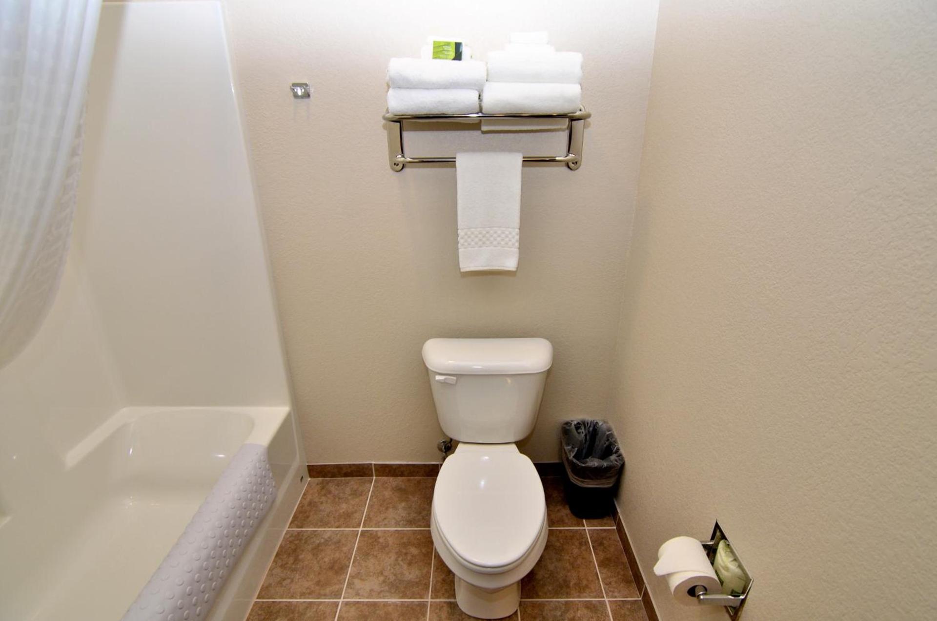 Cobblestone Inn & Suites - Manning photo 14