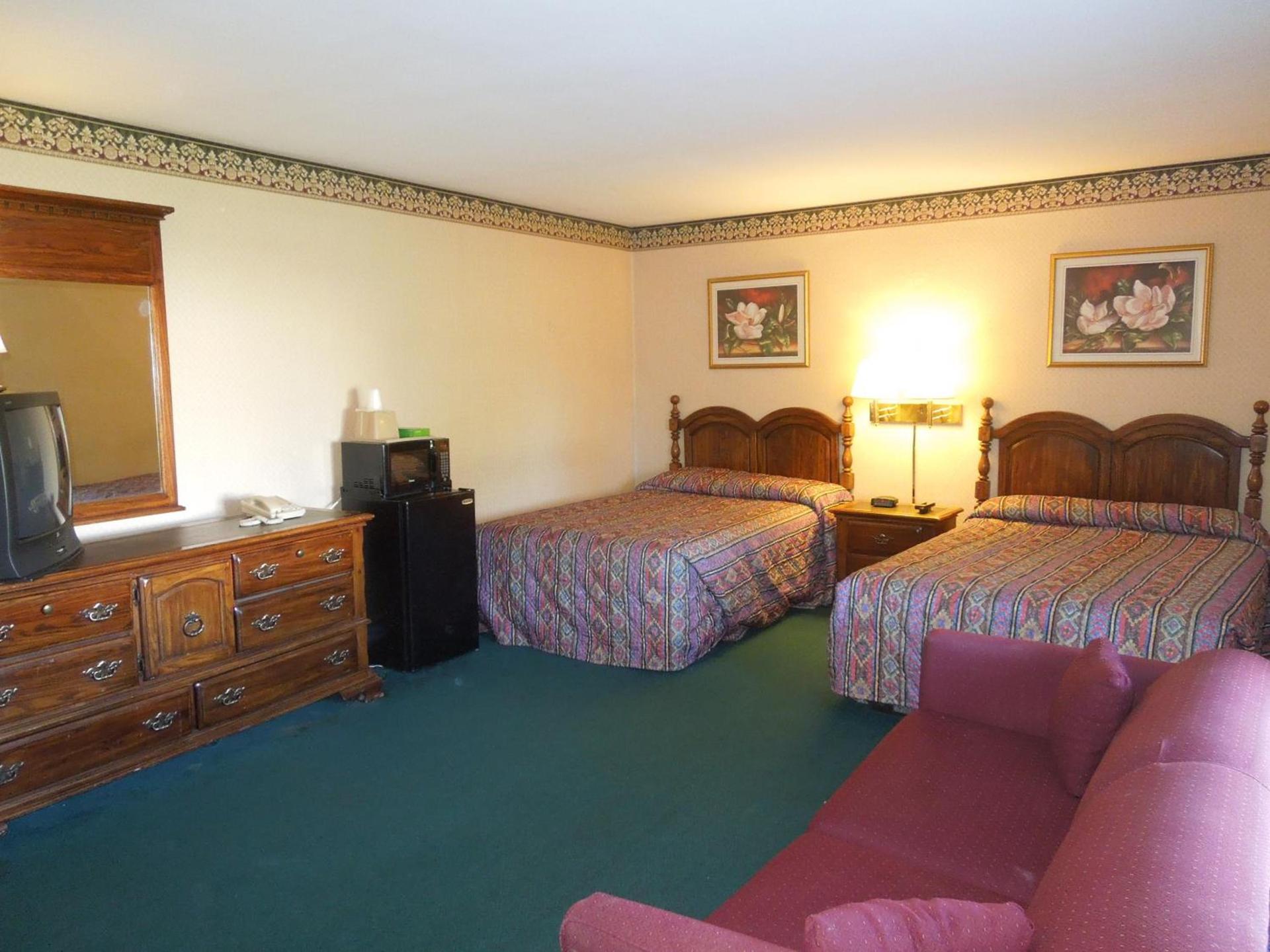 Value Inn East Stroudsburg photo 39