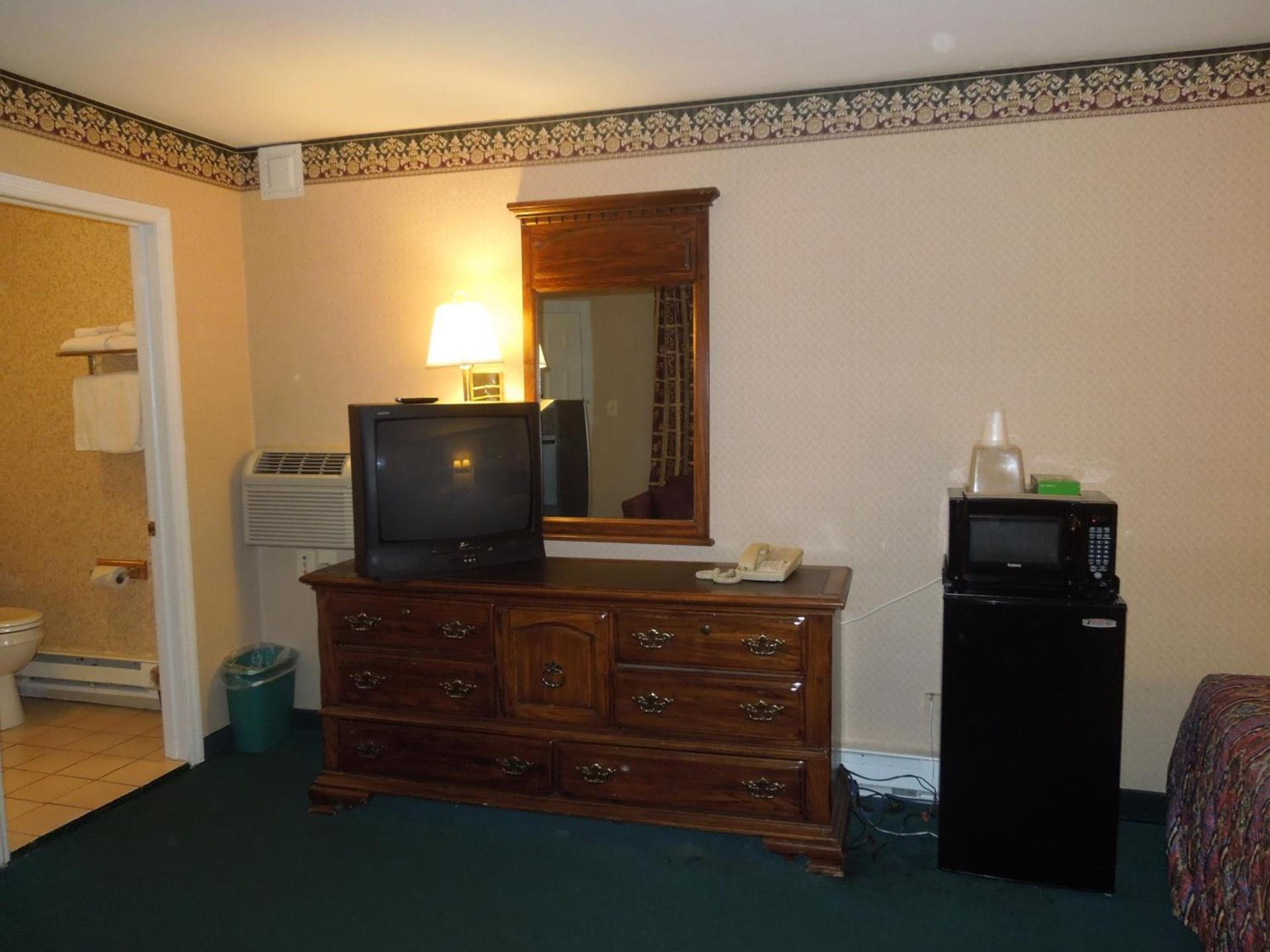 Value Inn East Stroudsburg photo 22