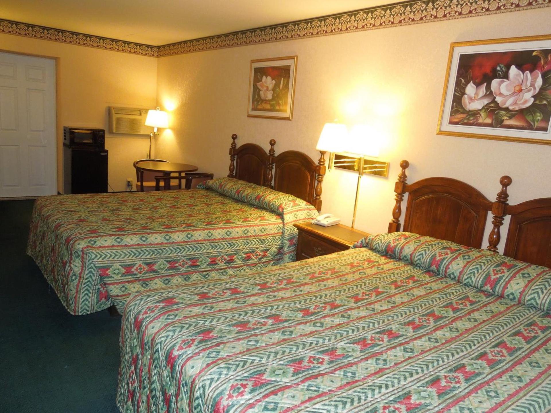 Value Inn East Stroudsburg photo 23