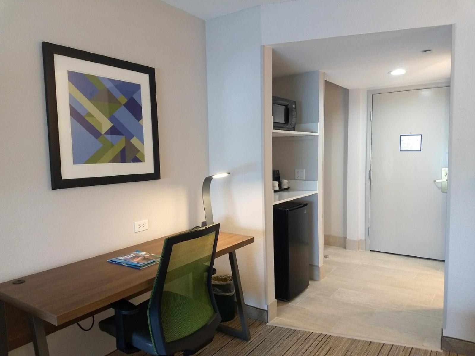 Holiday Inn Express & Suites - Indianapolis Northwest by IHG photo 6