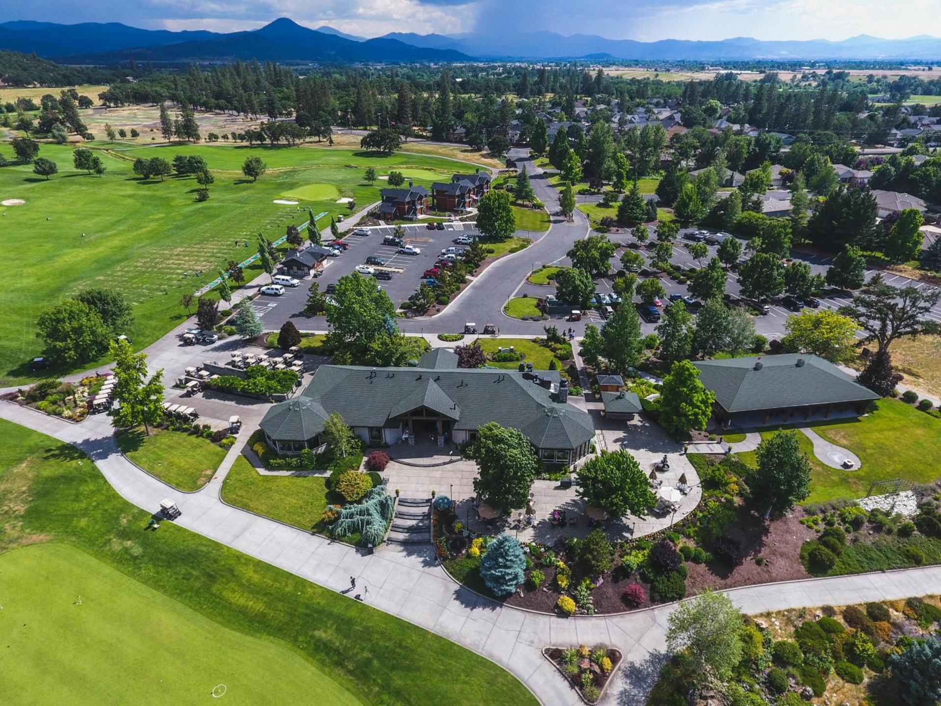 Resort at Eagle Point Golf Club Lodging photo 26