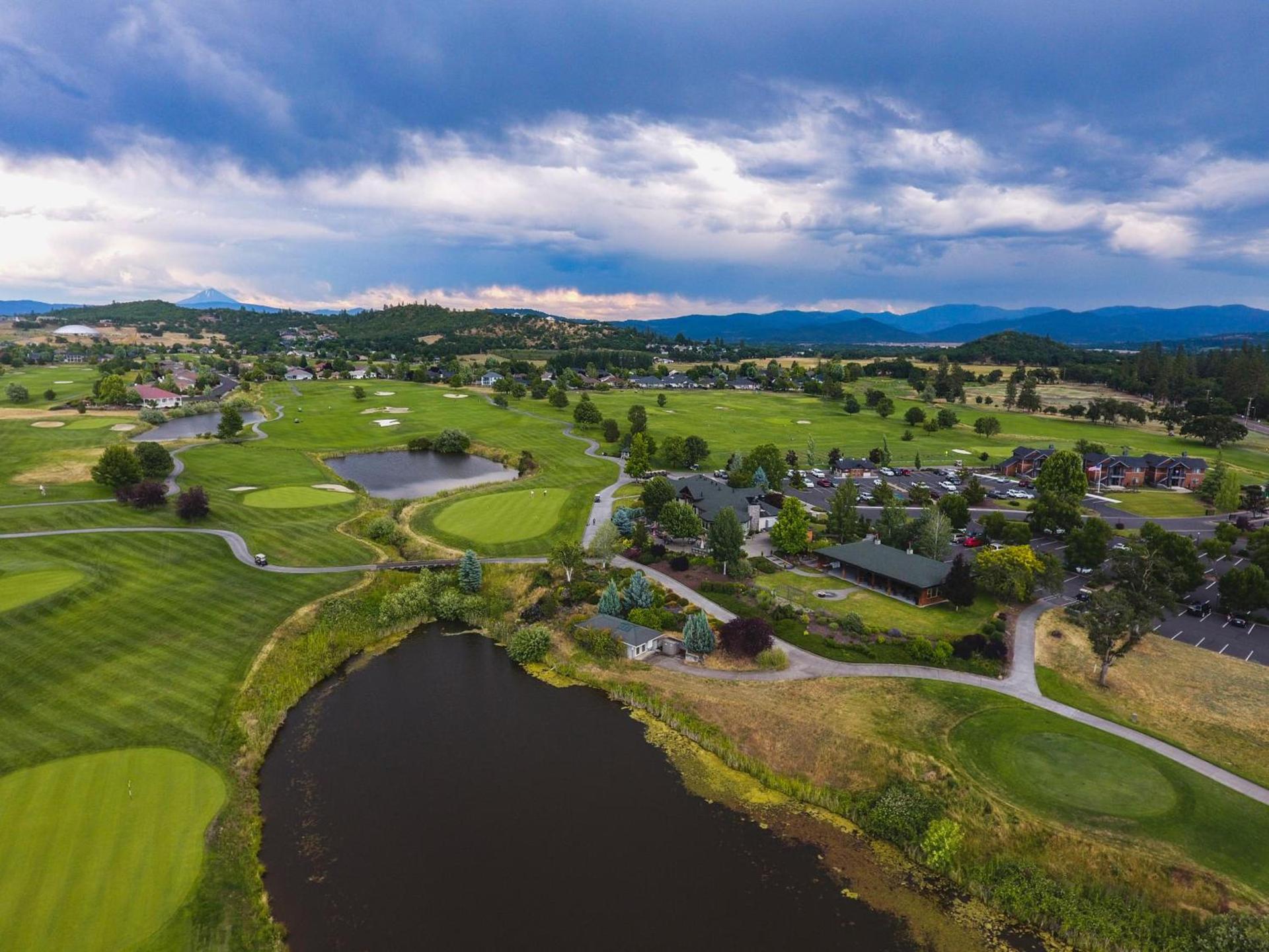 Resort at Eagle Point Golf Club Lodging photo 18