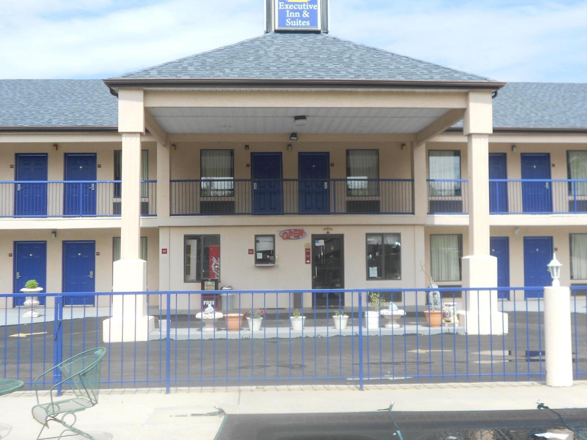 Executive Inn & Suites - Covington photo 9