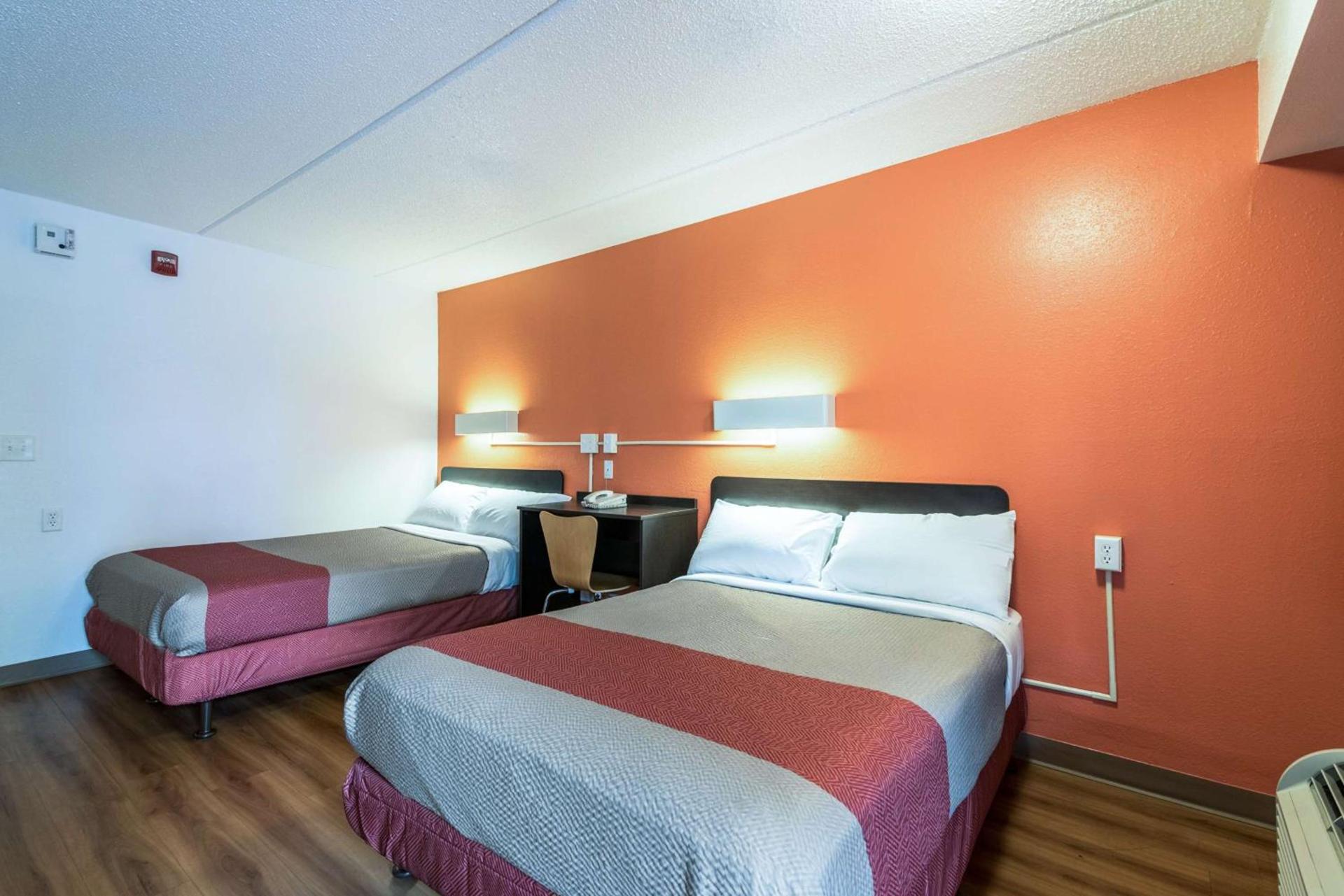 Motel 6-Birmingham, AL photo 13