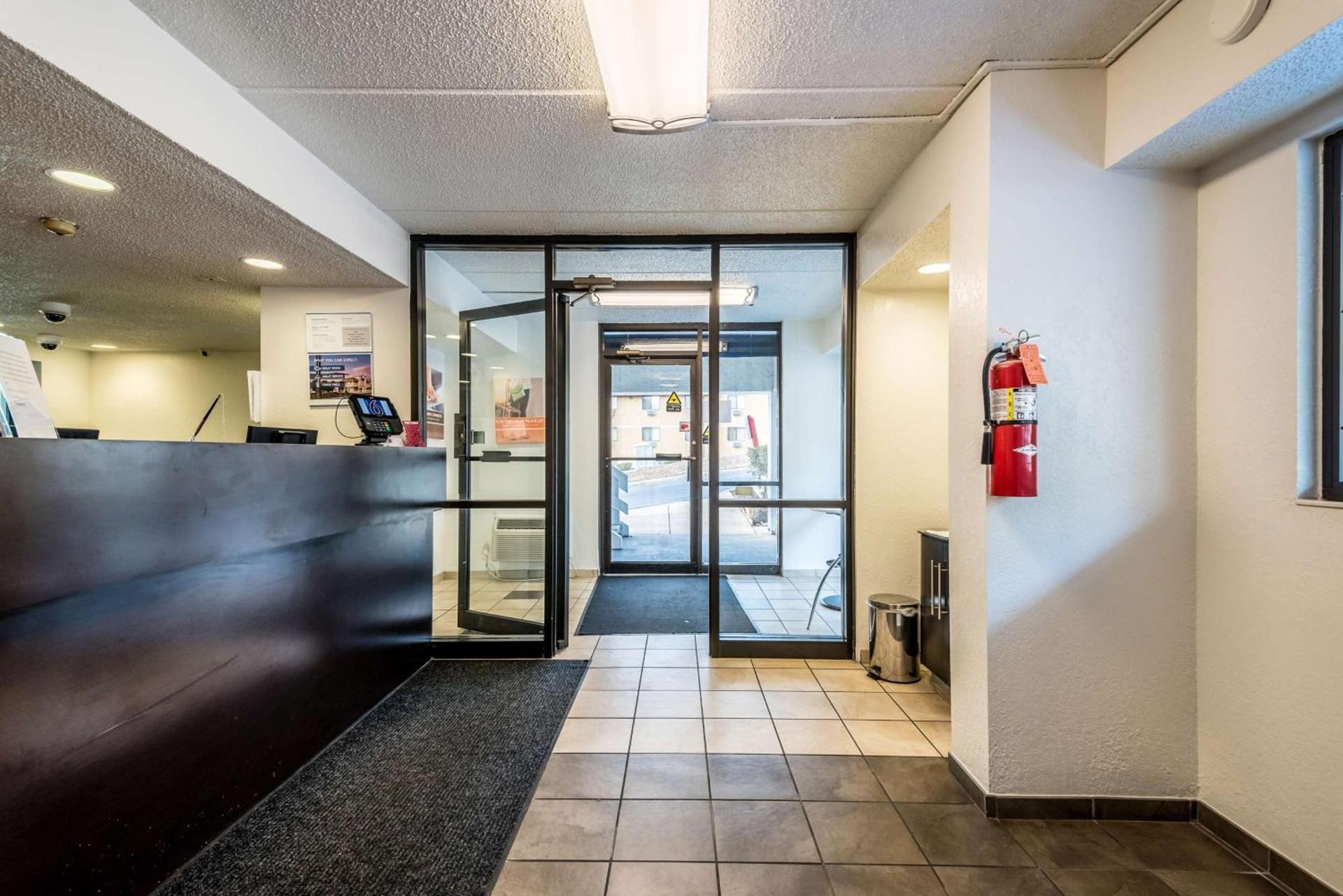 Motel 6-Birmingham, AL photo 24