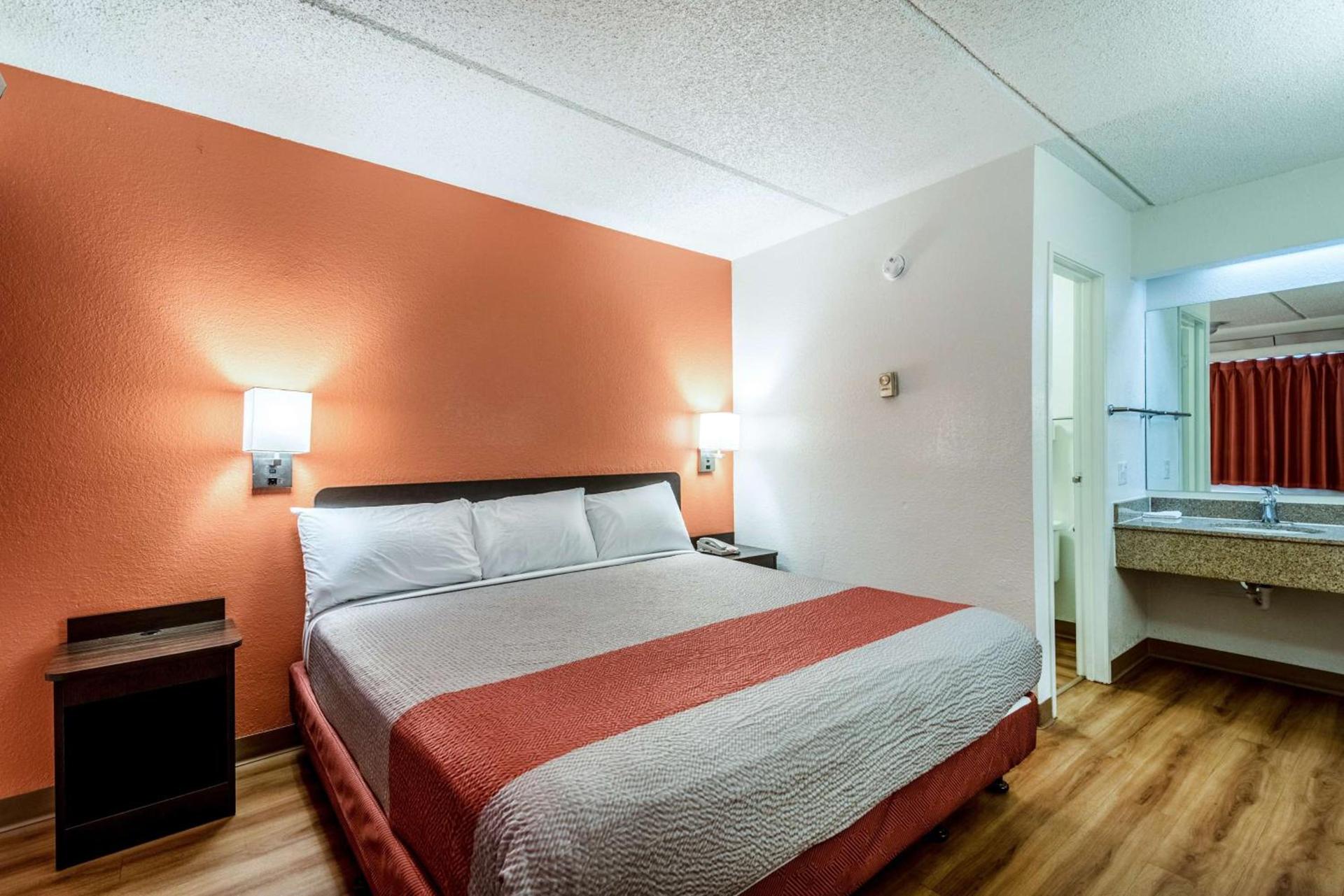 Motel 6-Birmingham, AL photo 16