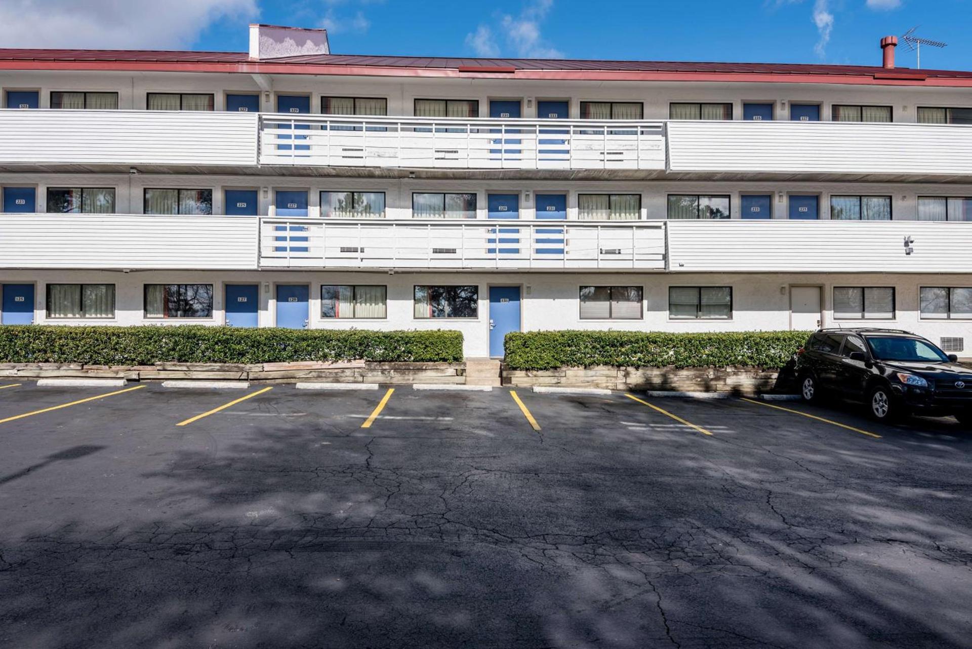Motel 6-Birmingham, AL photo 4