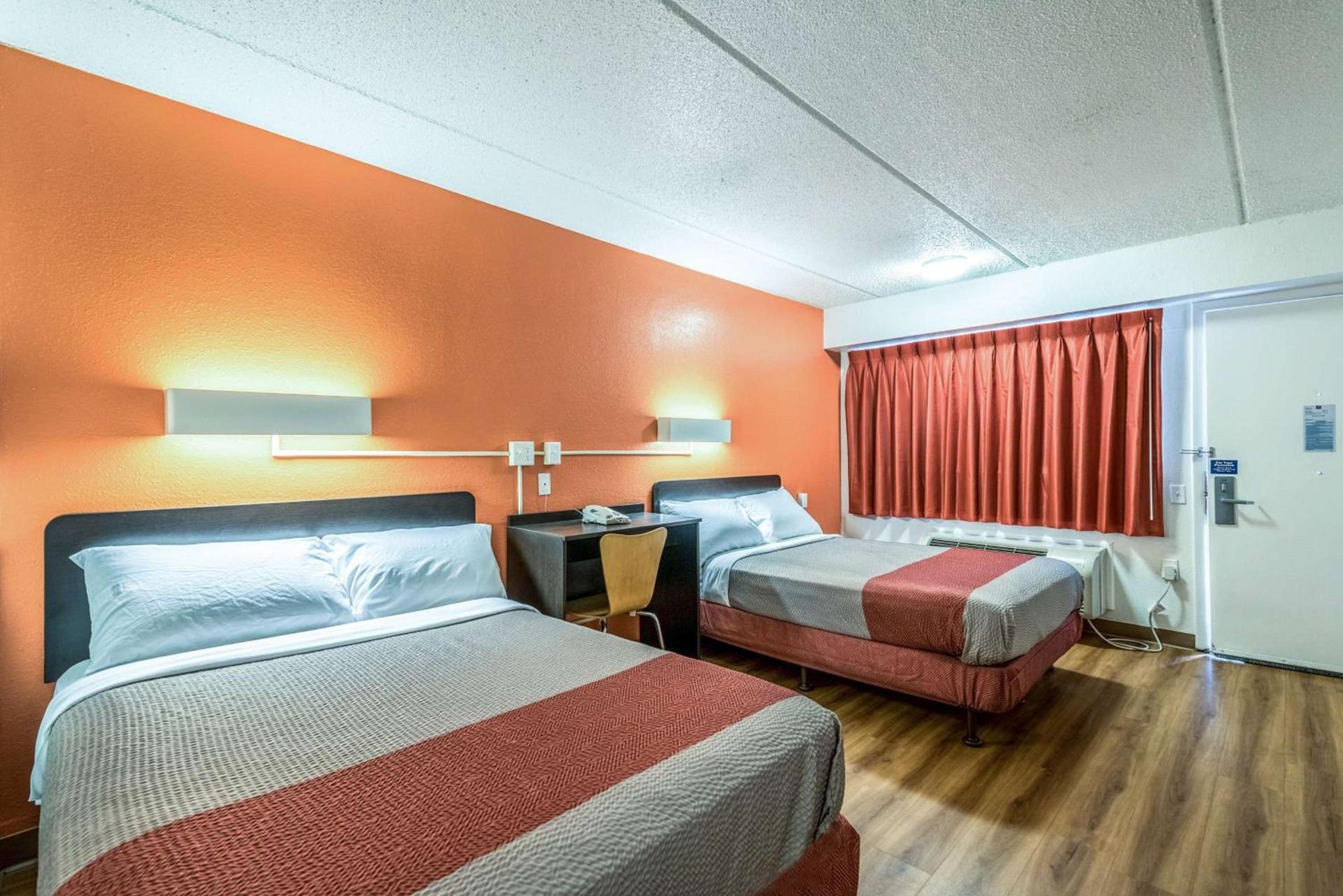 Motel 6-Birmingham, AL photo 11