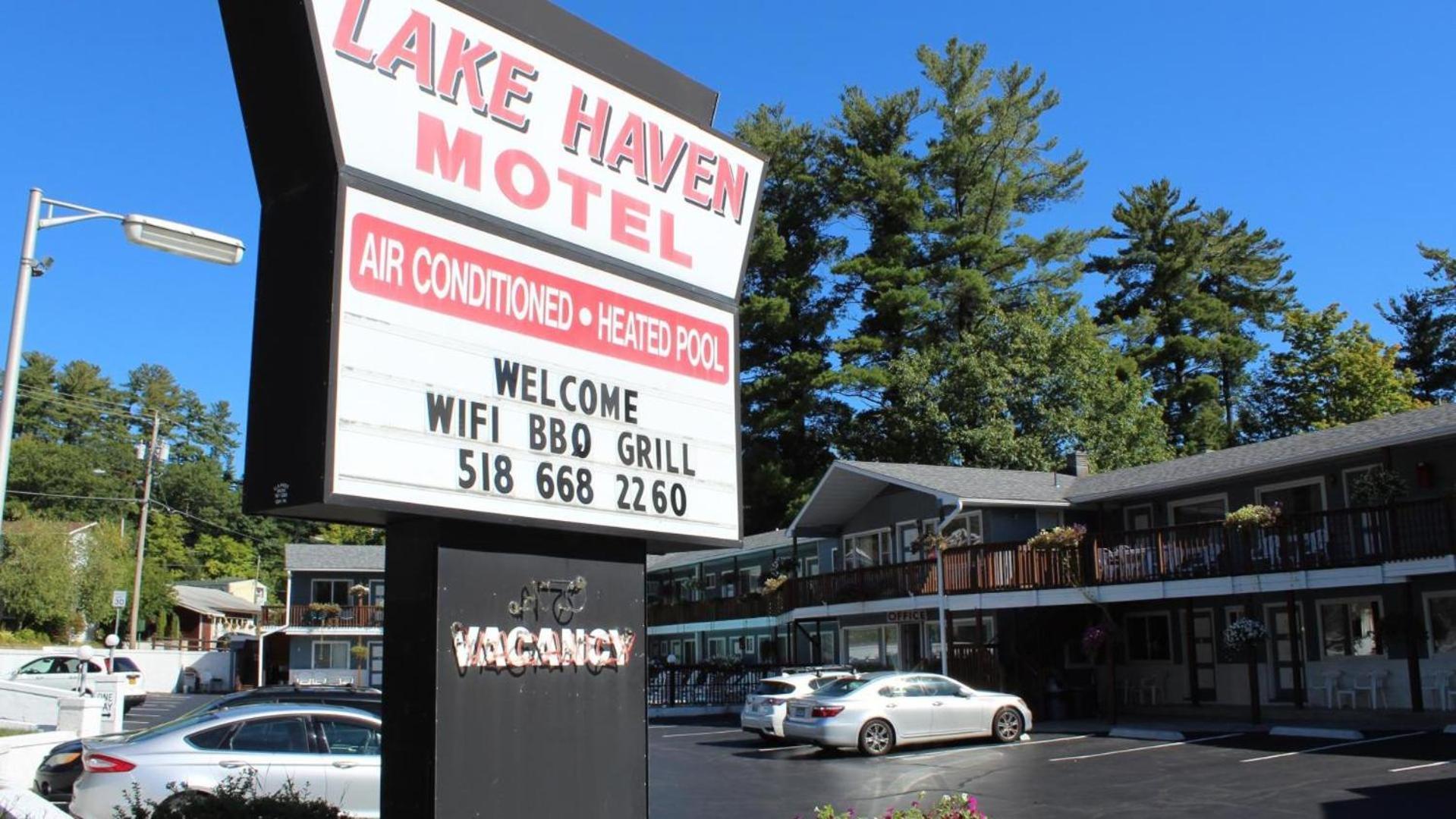 Lake Haven Motel photo 1