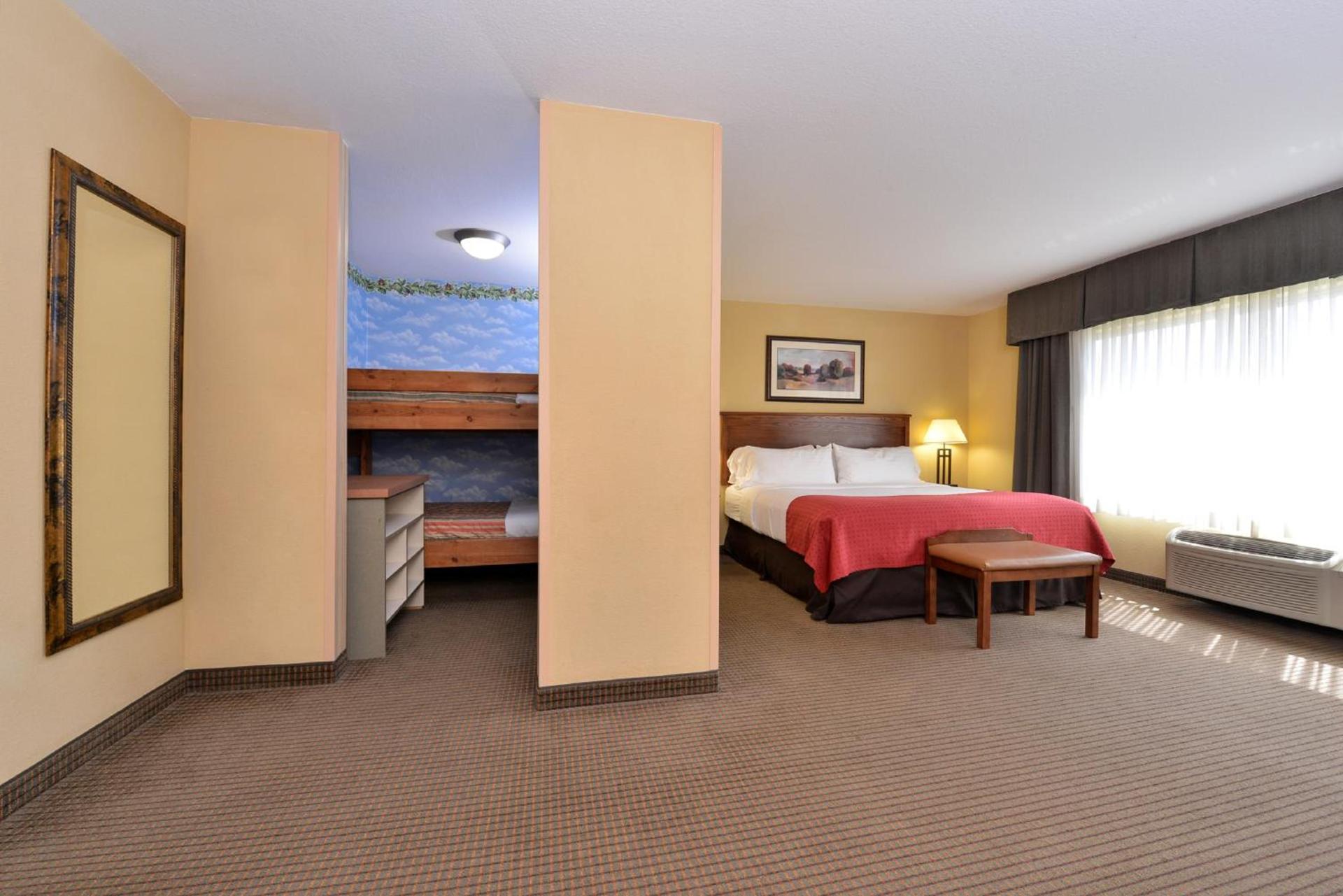 Holiday Inn Stevens Point - Convention Center by IHG photo 4