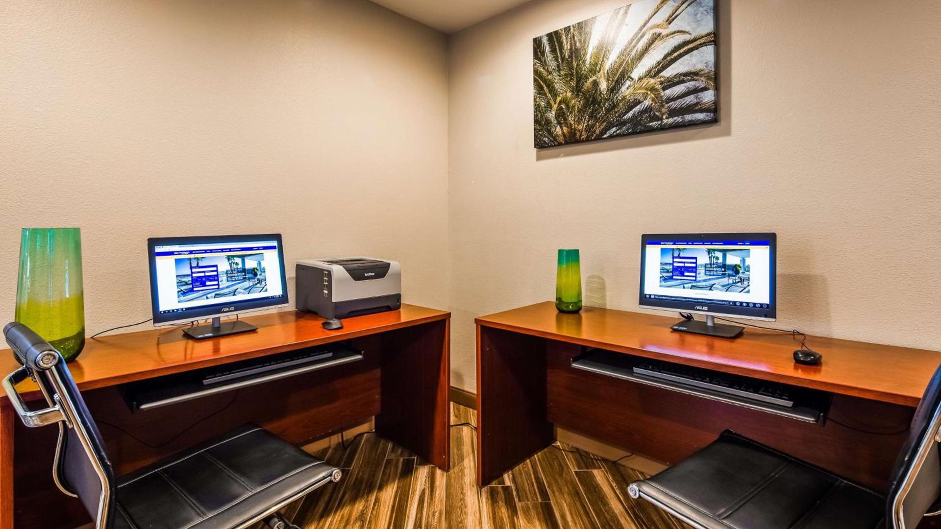 Best Western Pahrump Oasis photo 27