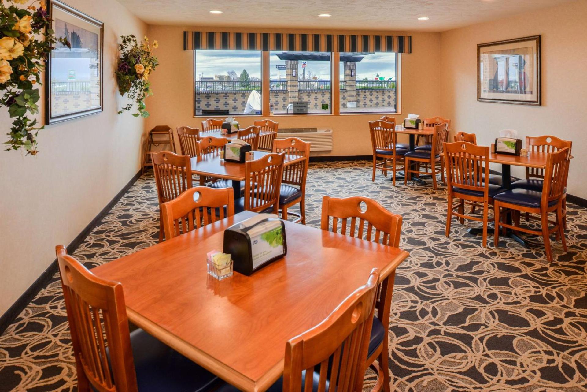 Best Western Pendleton Inn photo 35