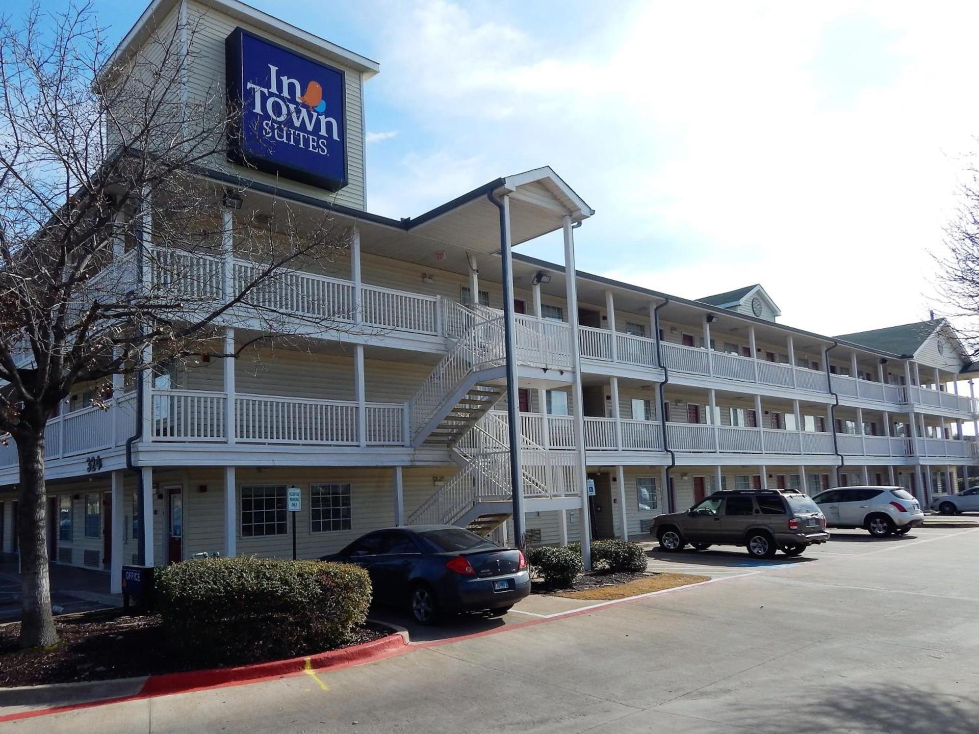 InTown Suites Extended Stay Lewisville TX - East Corporate Drive photo 1
