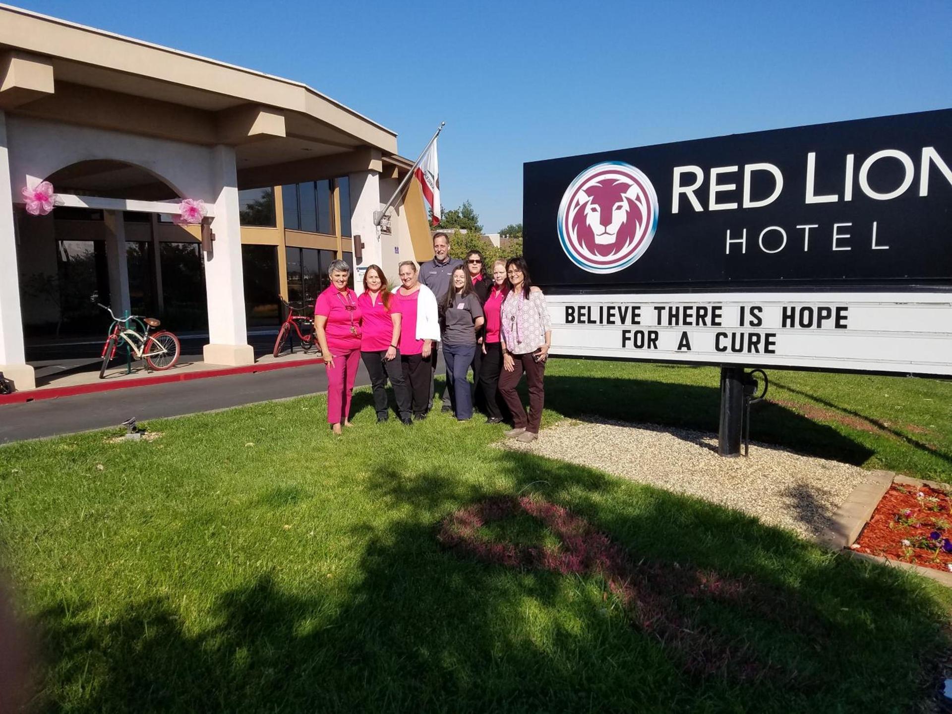 Red Lion Hotel Redding photo 19