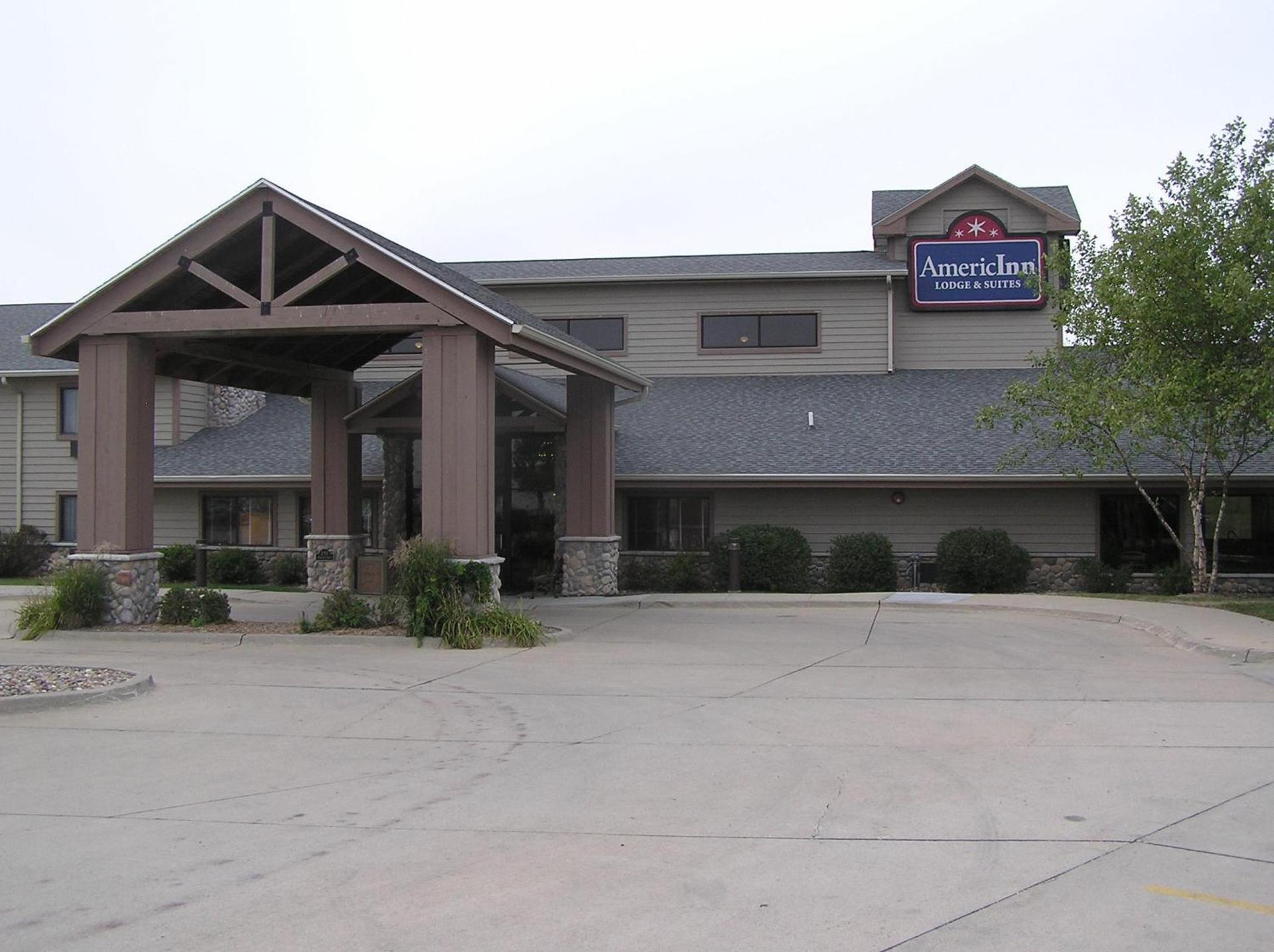 Red Lion Inn & Suites Grimes photo 3