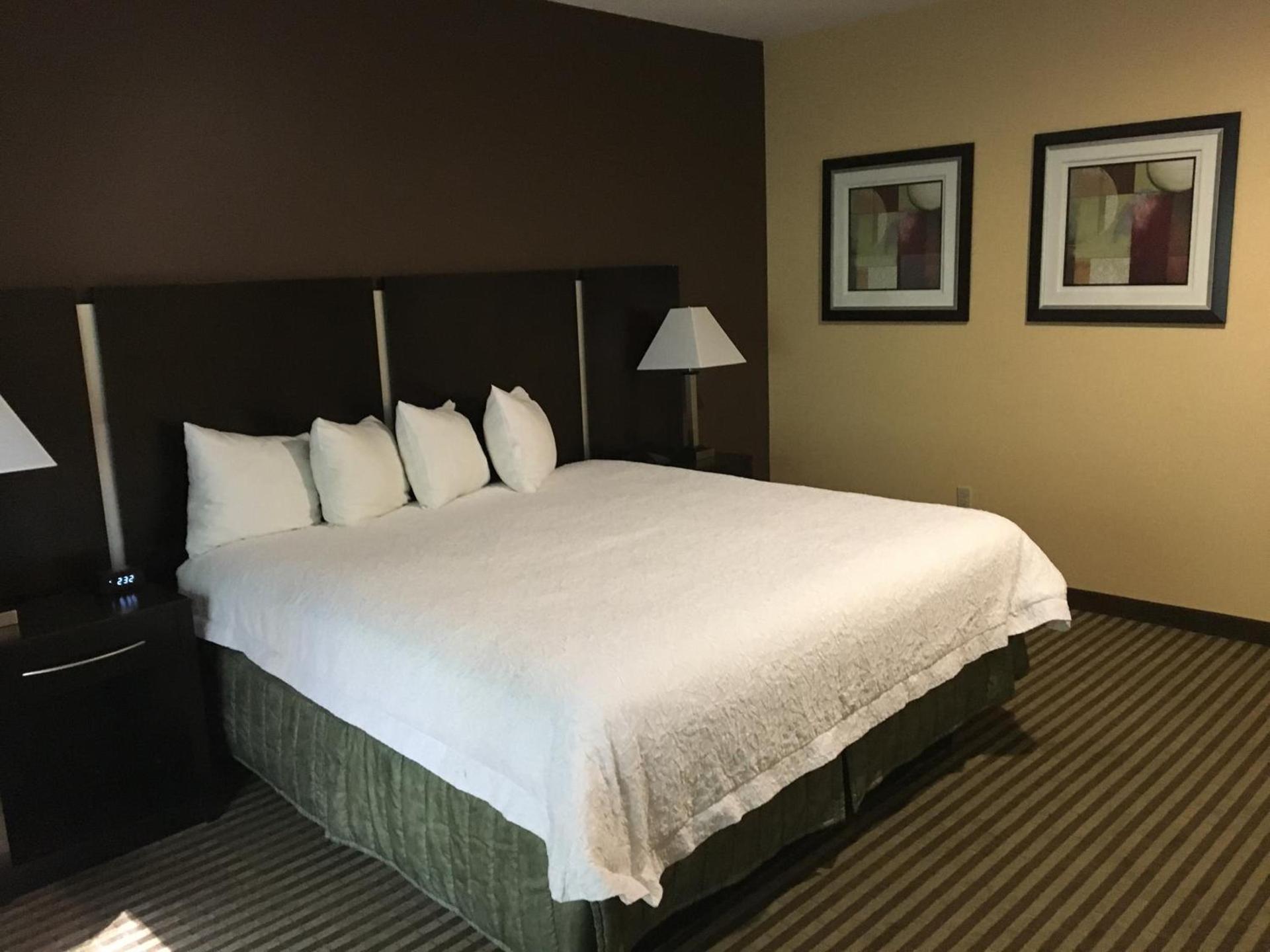 Whitney Inn & Suites photo 7