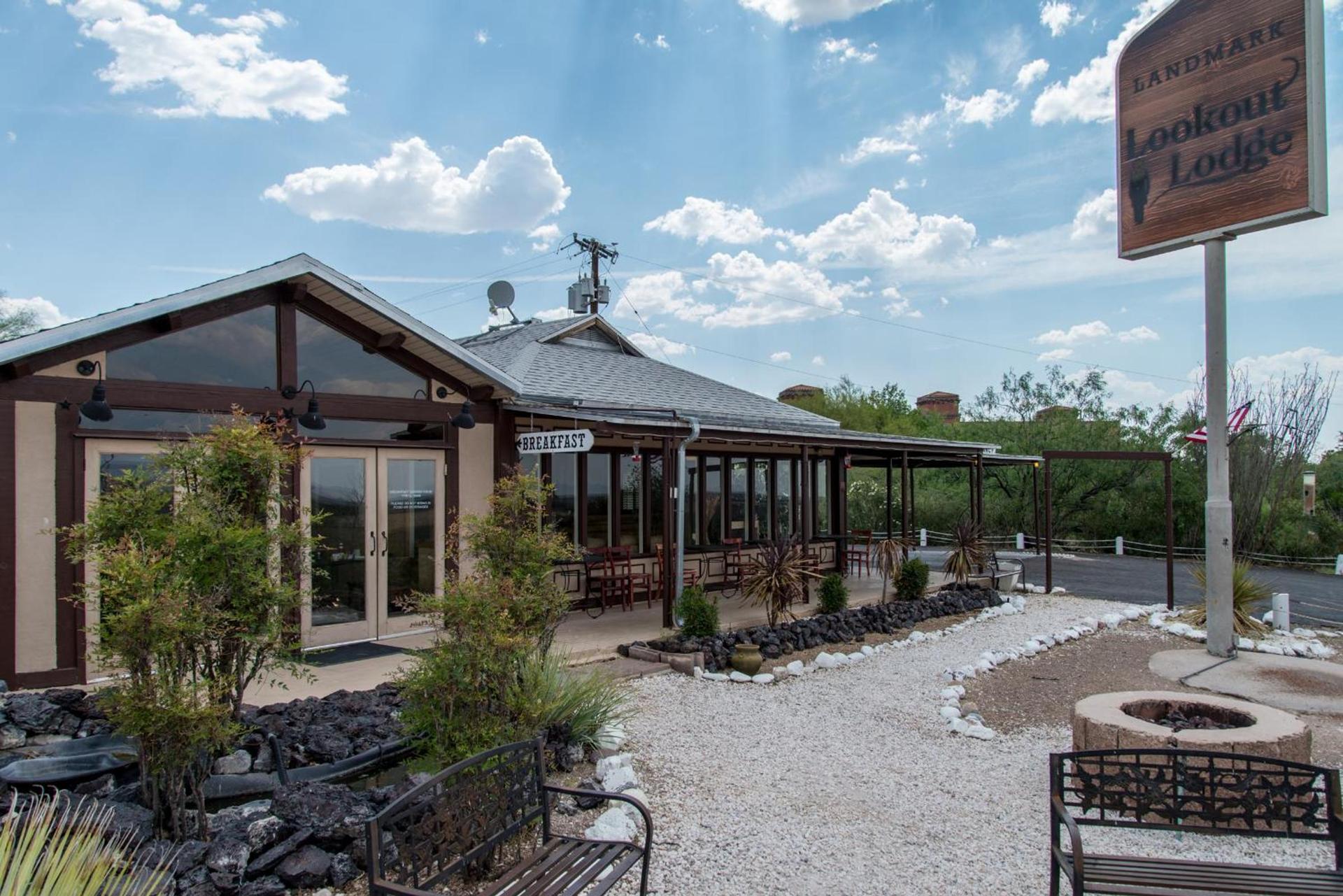 Tombstone Lookout Lodge, SureStay Collection by Best Western photo 7